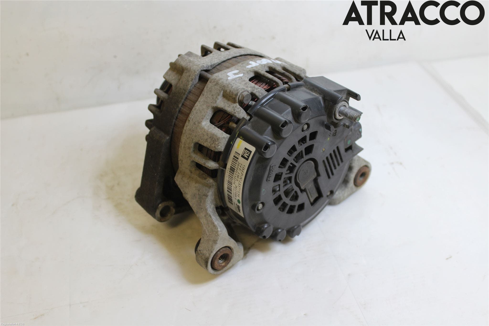 Opel ASTRA J 10-15 Generator
