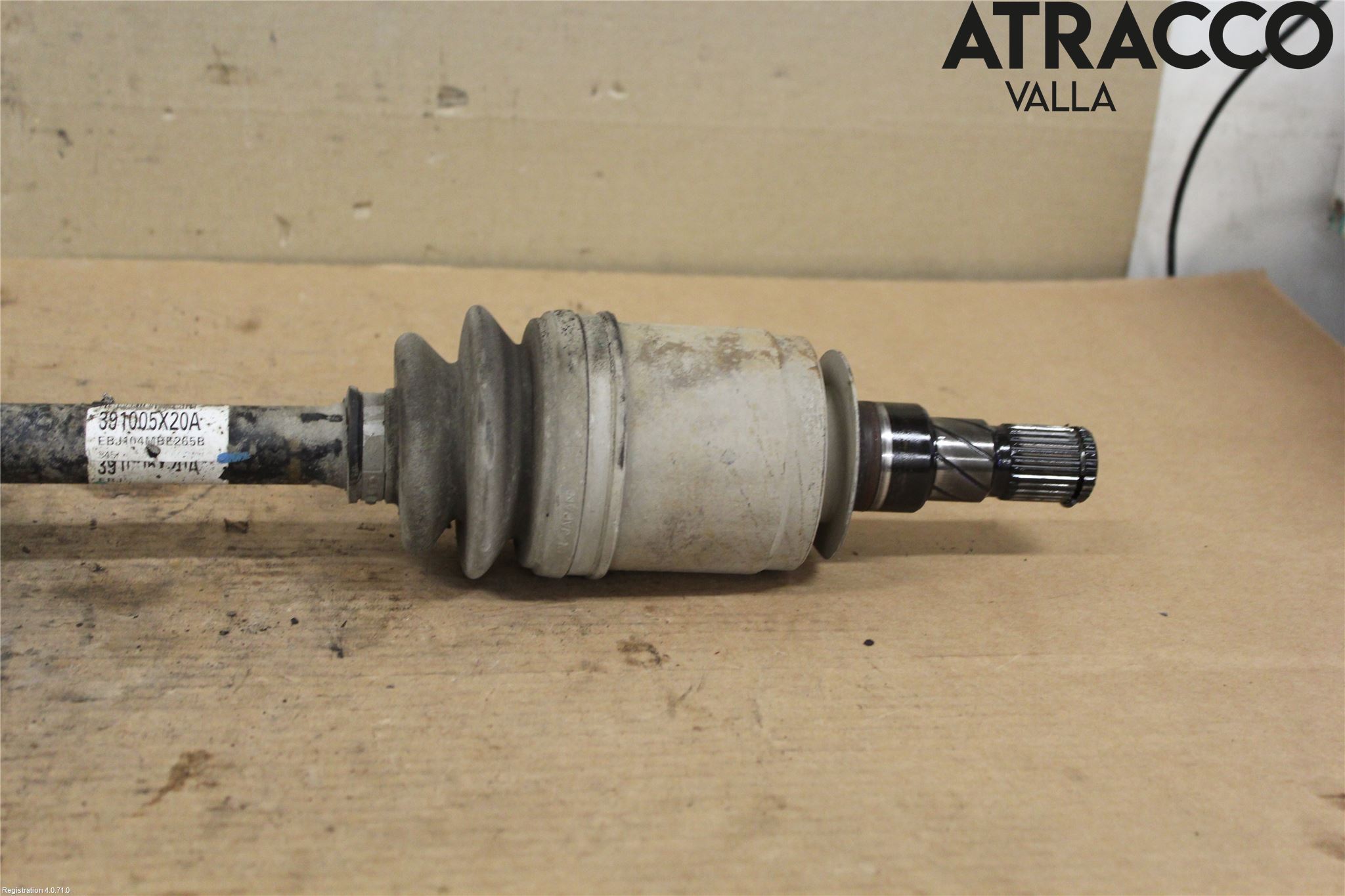 Nissan NAVARA 05-16 Drivaxel Fram Höger