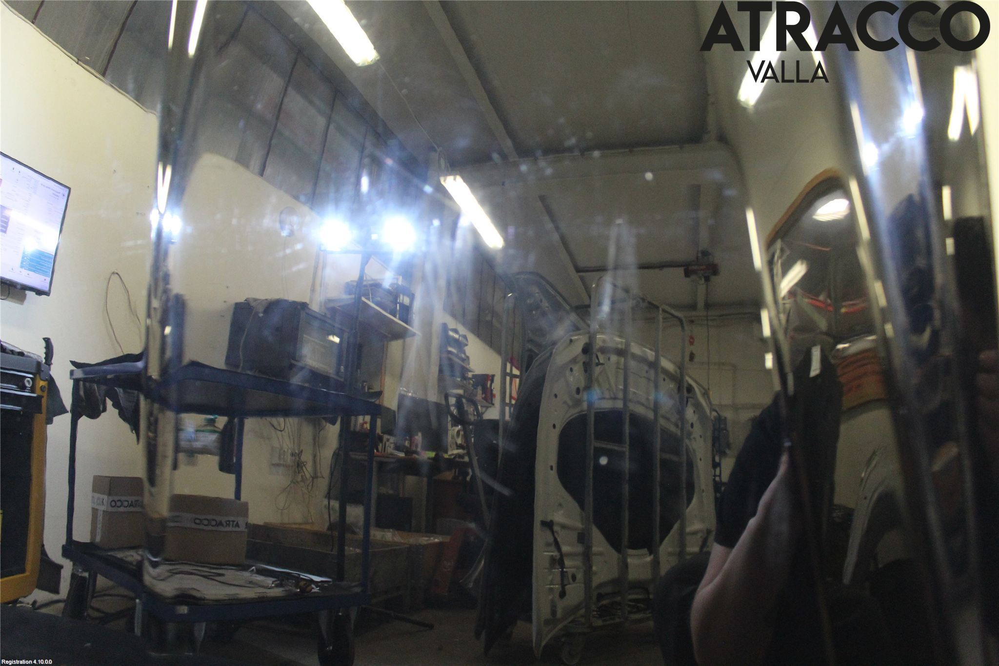 Maserati GHIBLI Huv Fram