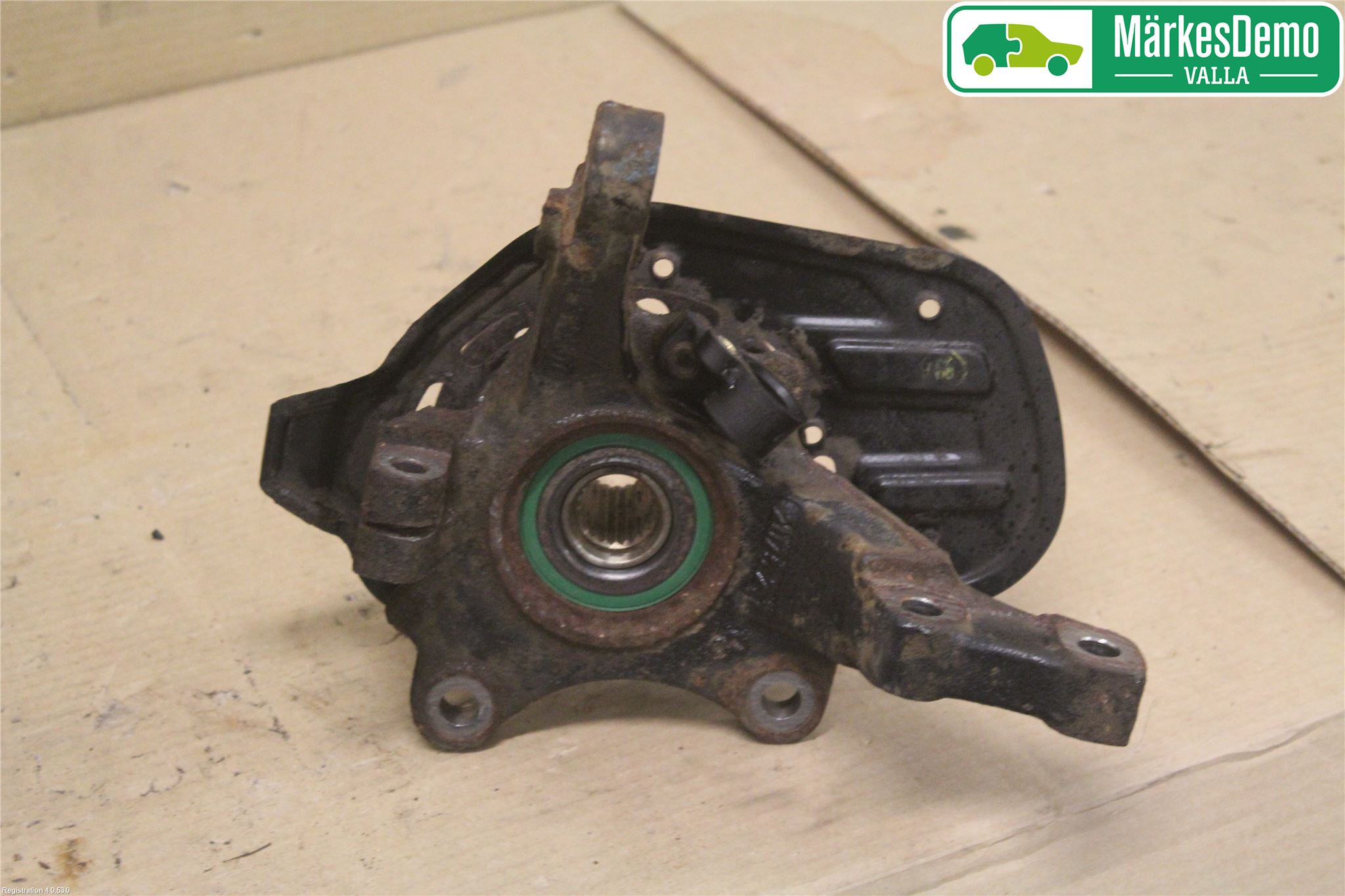 Opel COMBO 02-12 Styrspindel Lagerhus Vä