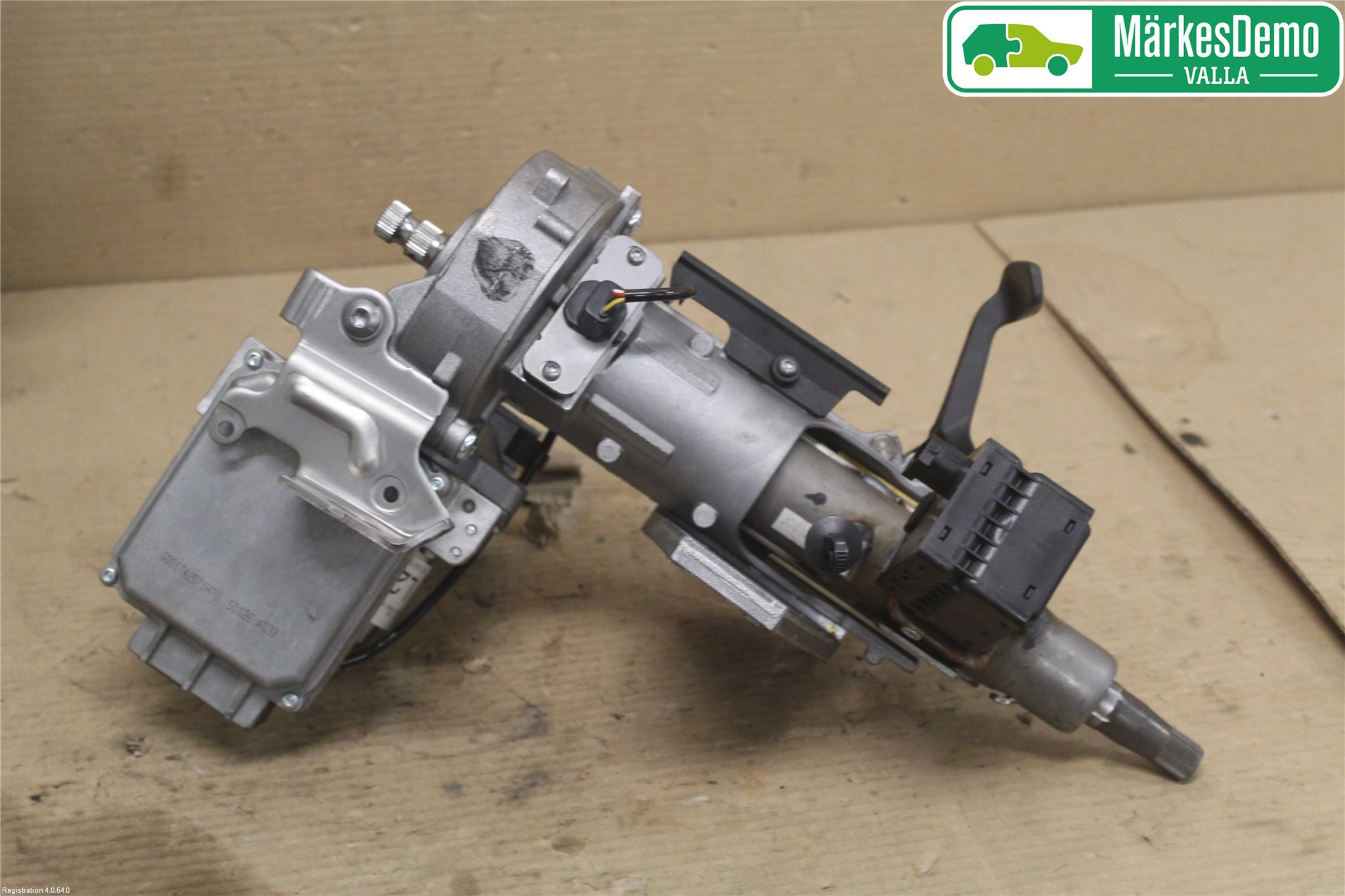 Renault CLIO IV 12-16 Rattaxelagg Med Inb Servo
