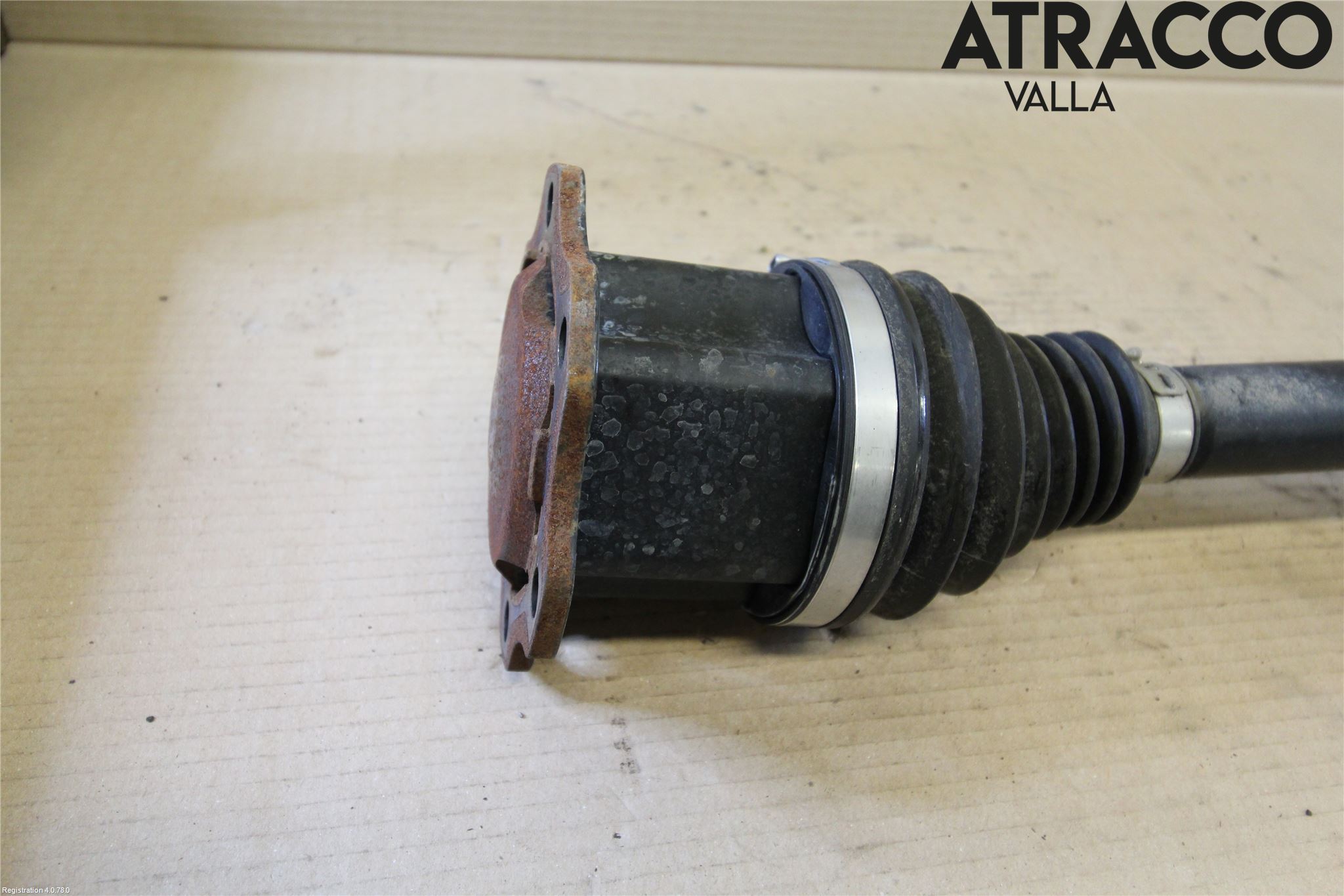 Audi A4/S4 B9 16-19 Drivaxel Fram Vänster