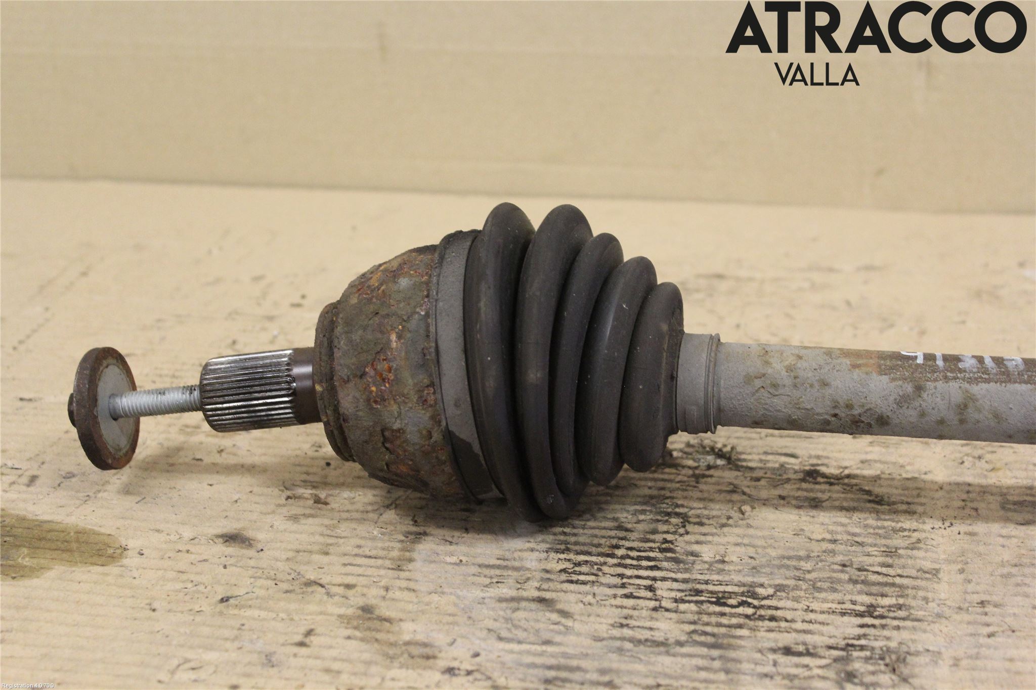 Volvo V50 08-12 Drivaxel Fram Vänster