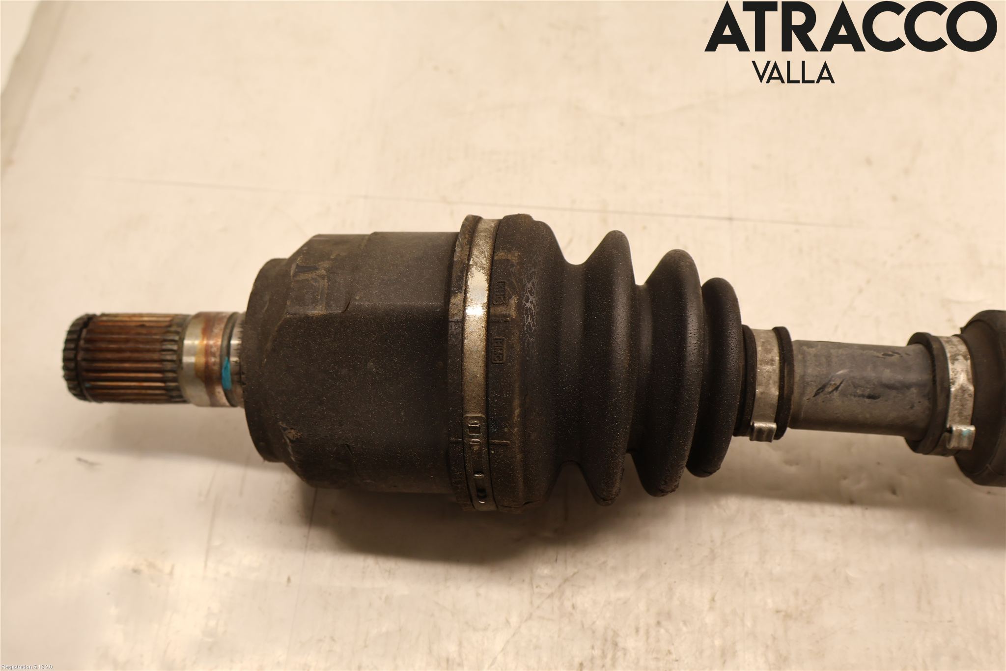Kia OPTIMA 00-15 Drivaxel Fram Höger