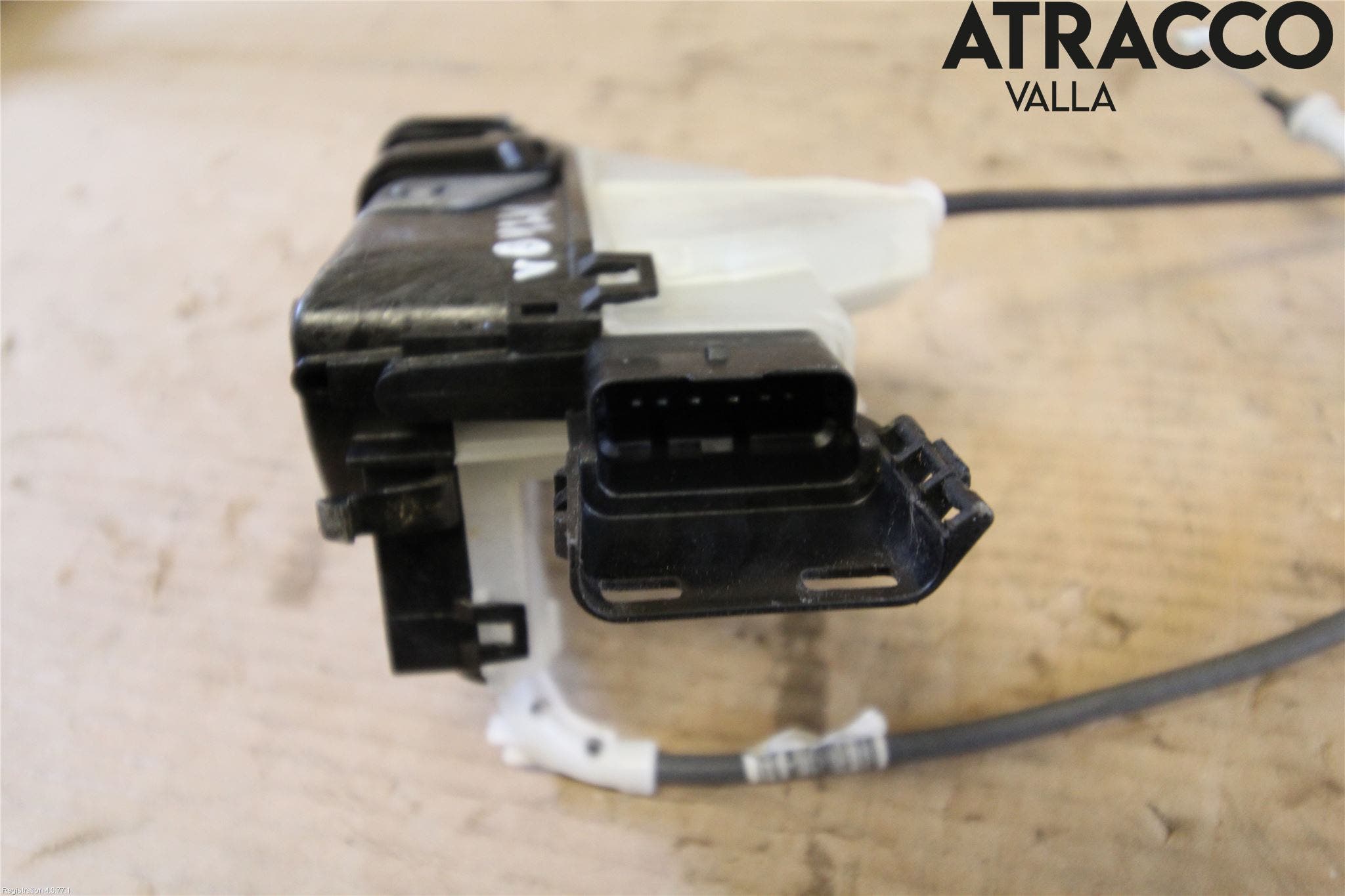 Peugeot 3008 17-24 Låskista-Dörrlås