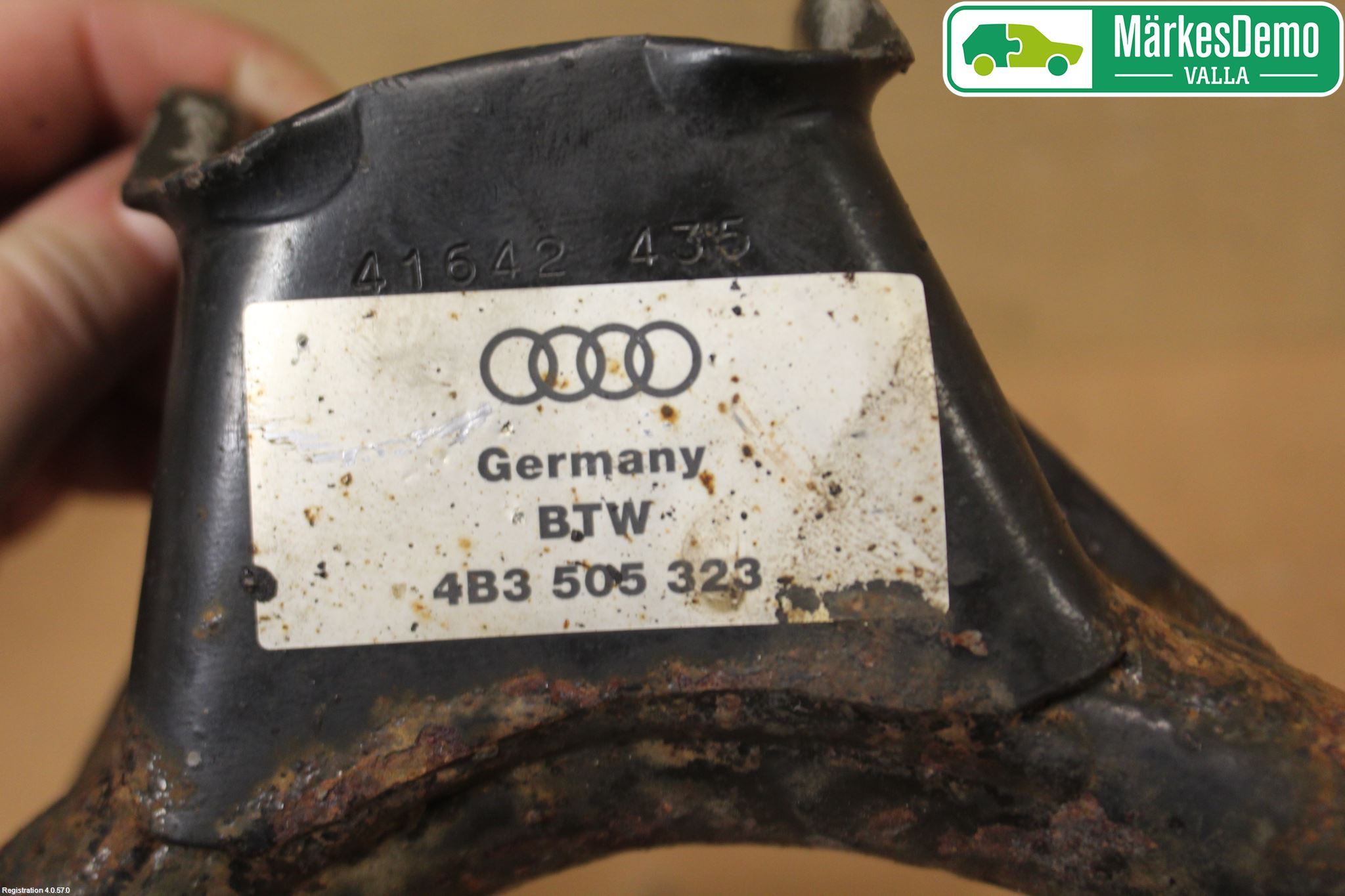 Audi A6/S6     97-05 Bärarm Bak Övre Vänster