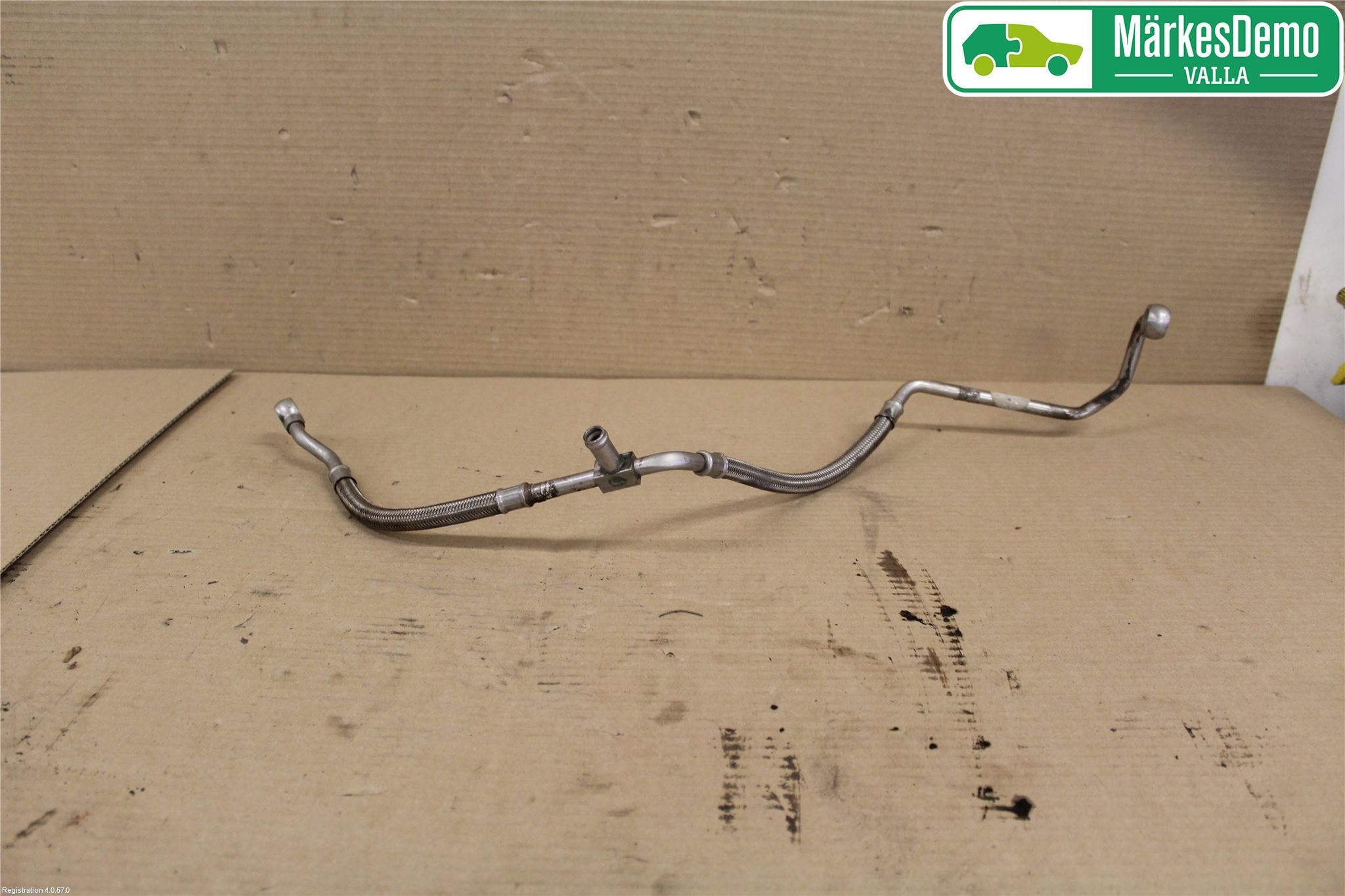 Audi A6/S6     97-05 Turbovattenrör