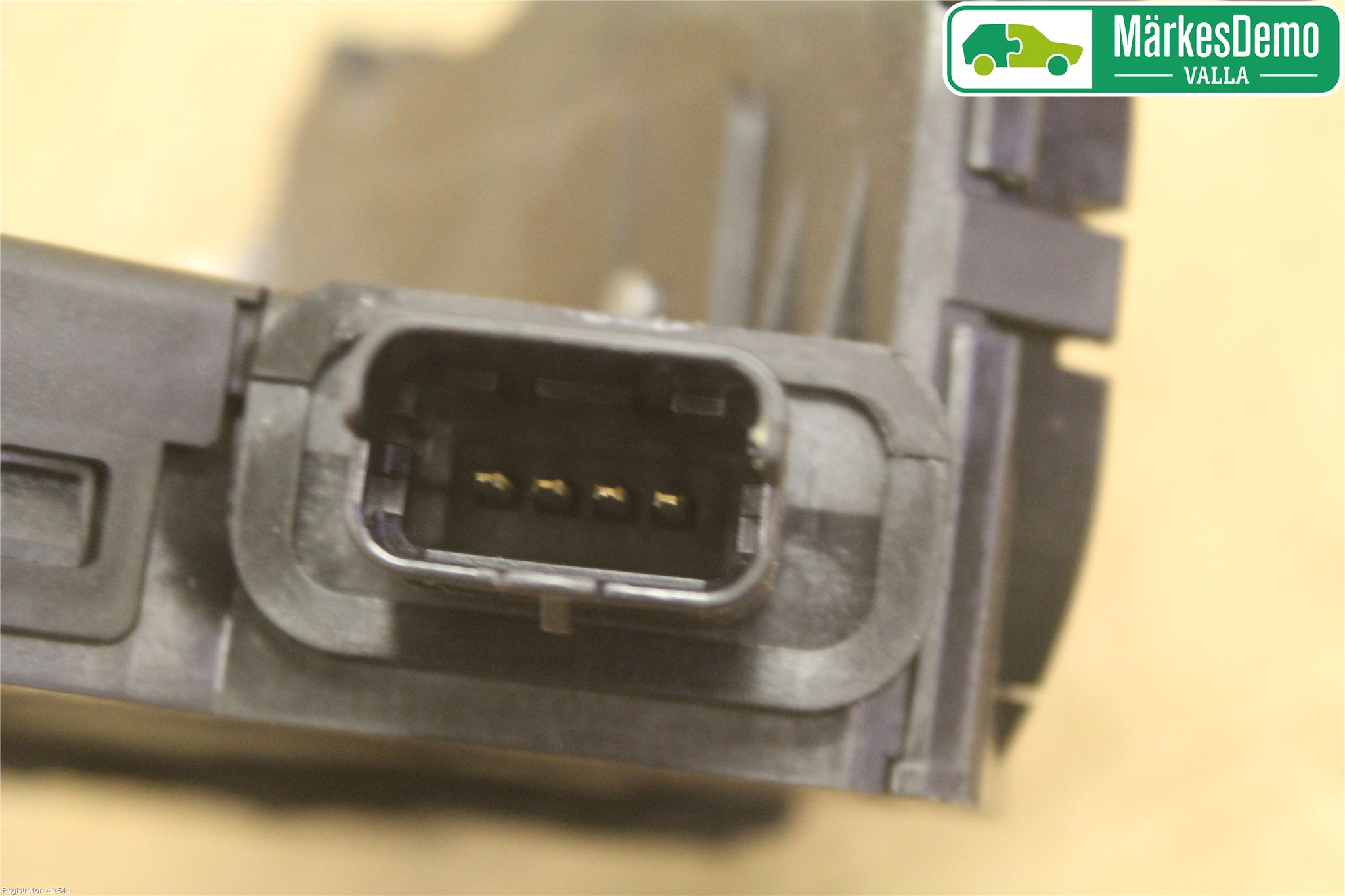 Renault CLIO IV 12-16 Låskista-Dörrlås