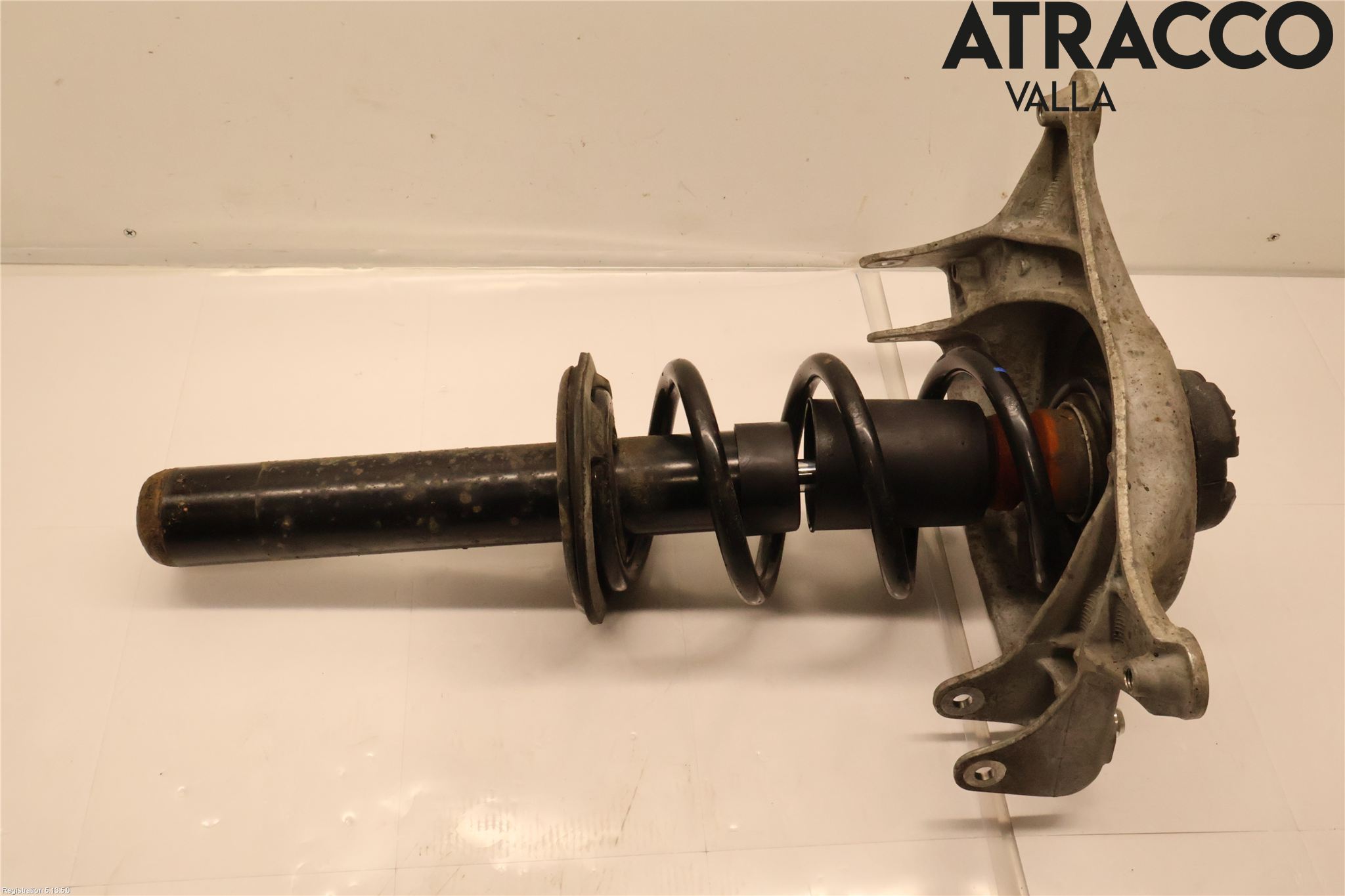 Audi A5 07-16 Fjäderben Fram Höger