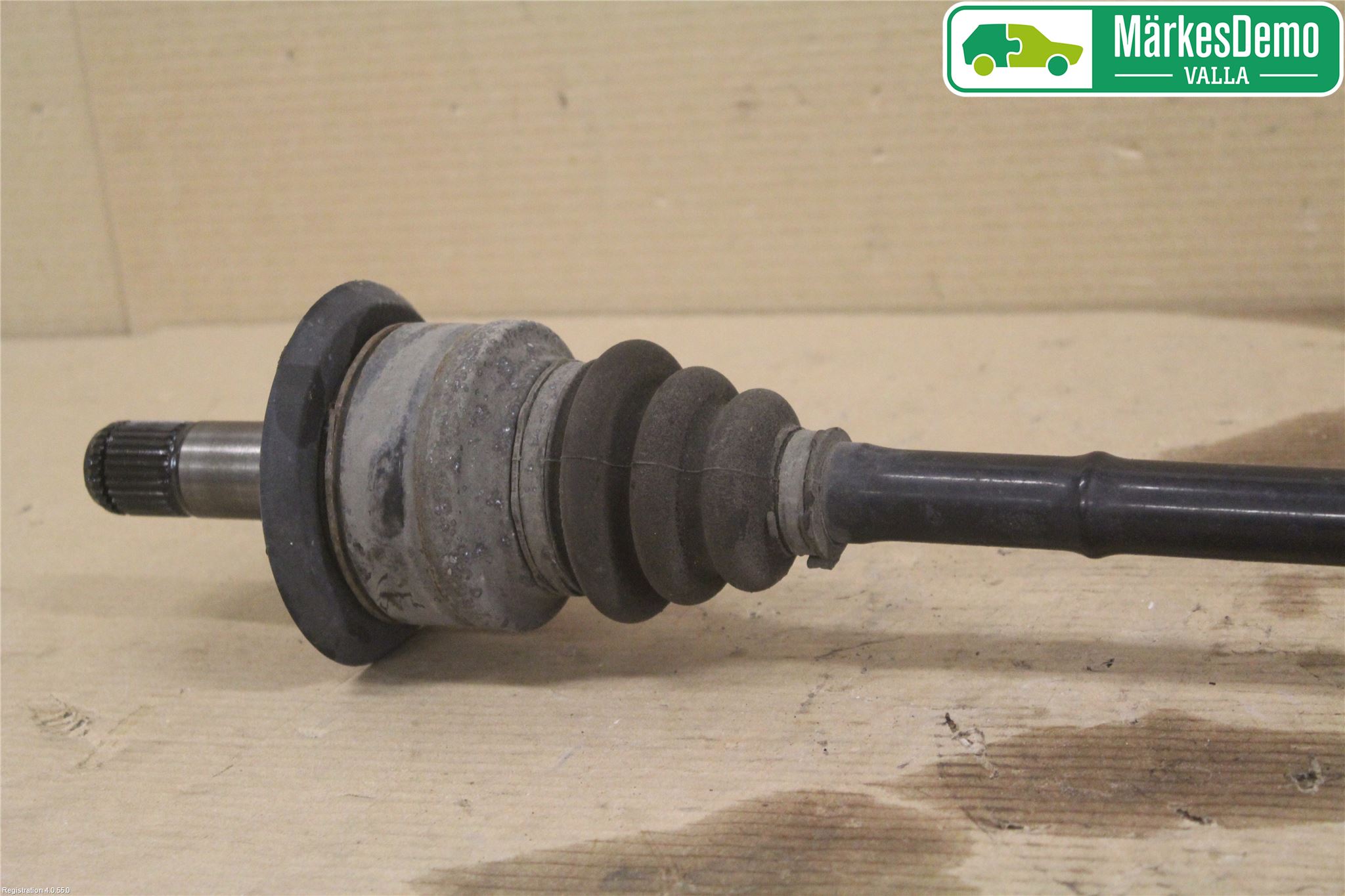 BMW 3 F30/F31/F80 12-19 Drivaxel Bak Höger