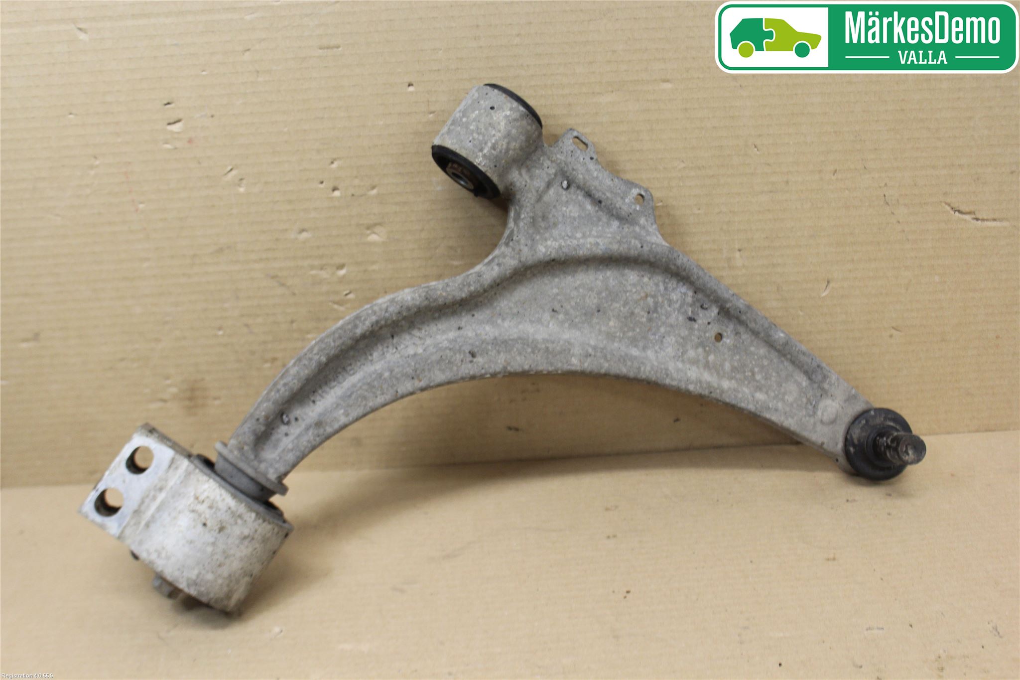 Opel ASTRA J 10-15 Bärarm Fram Undre Hö