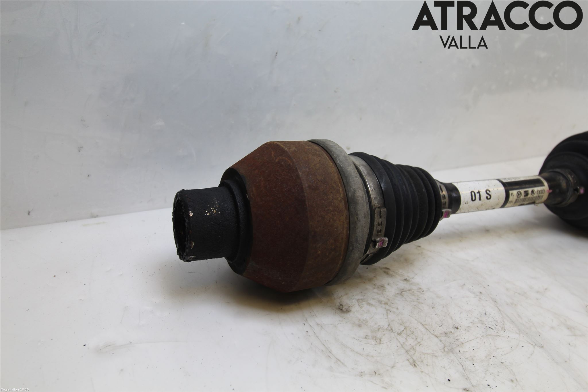 Volkswagen VW TRANSP/CARAVELLE (T5) 04-15 Drivaxel Fram Höger