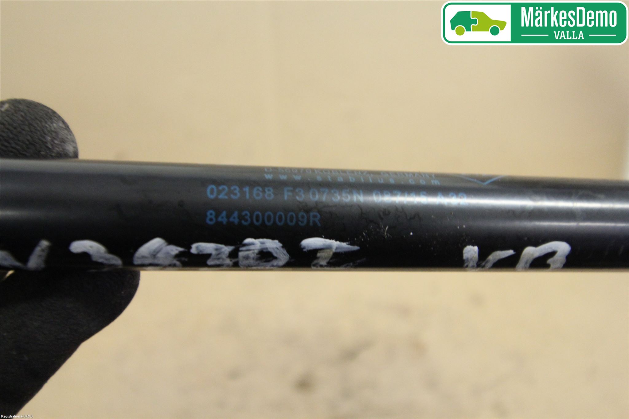 Renault MEGANE IV 16-23 Gasfjäder Baklucka