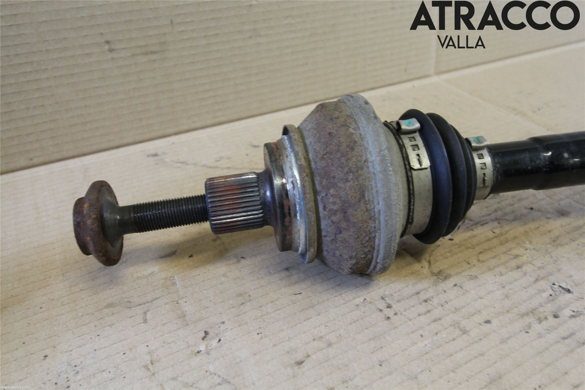 Audi A4/S4 B9 16-19 Drivaxel Bak Vä-Hö