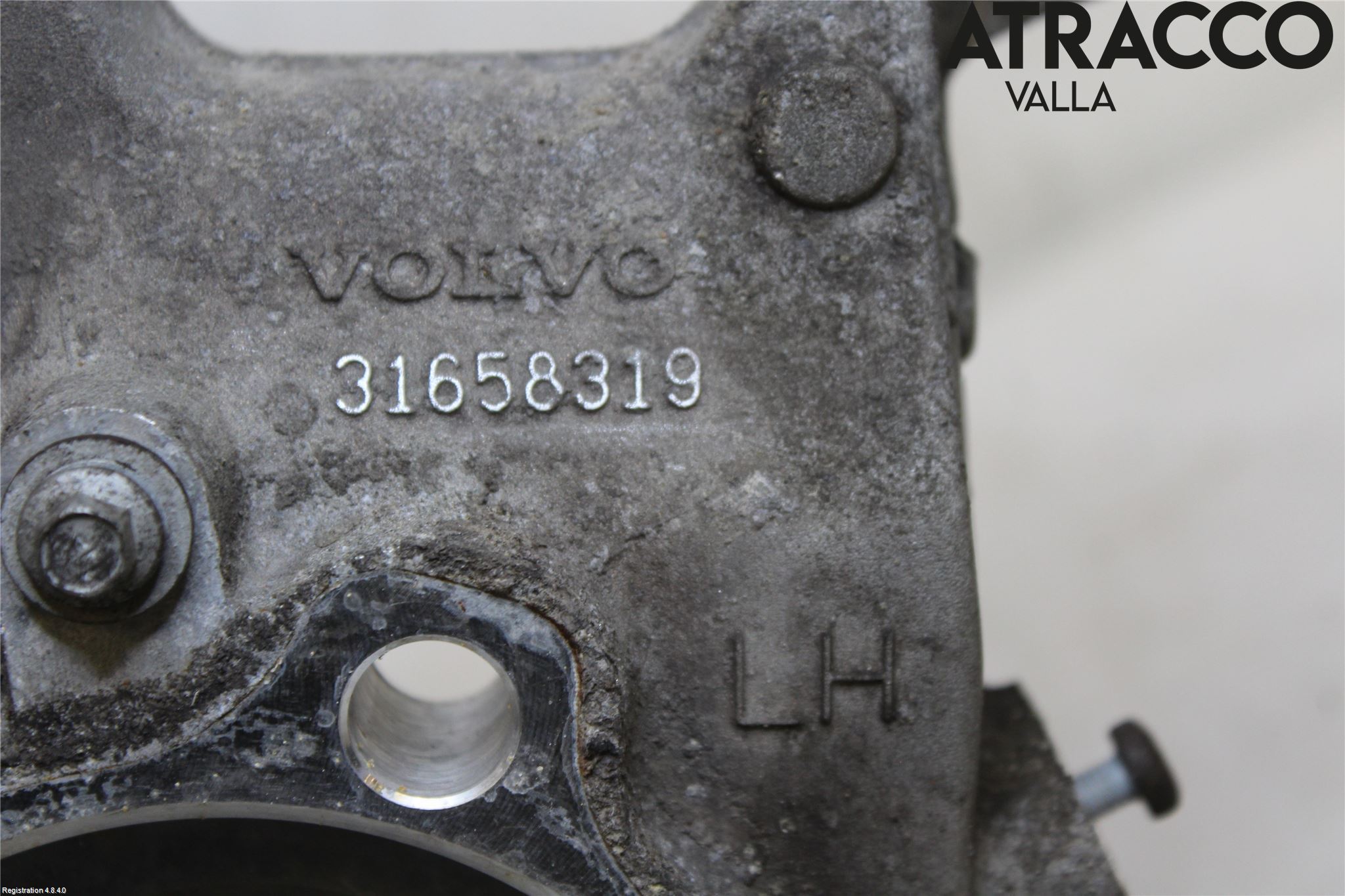 Volvo XC60 18- Hjullagerhus-Spindel Vä B