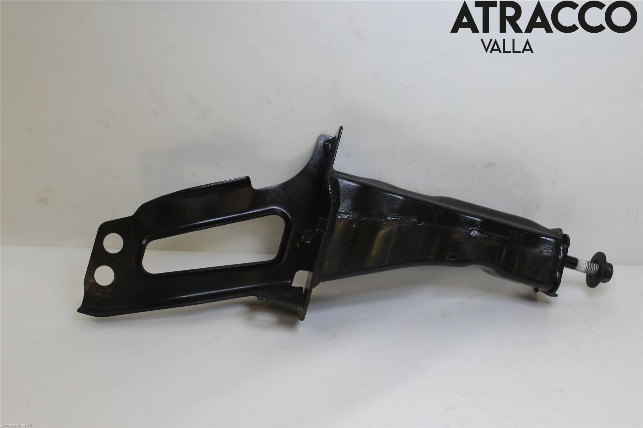 Volvo XC70 14-16 Stötfångarbärjärn Fram