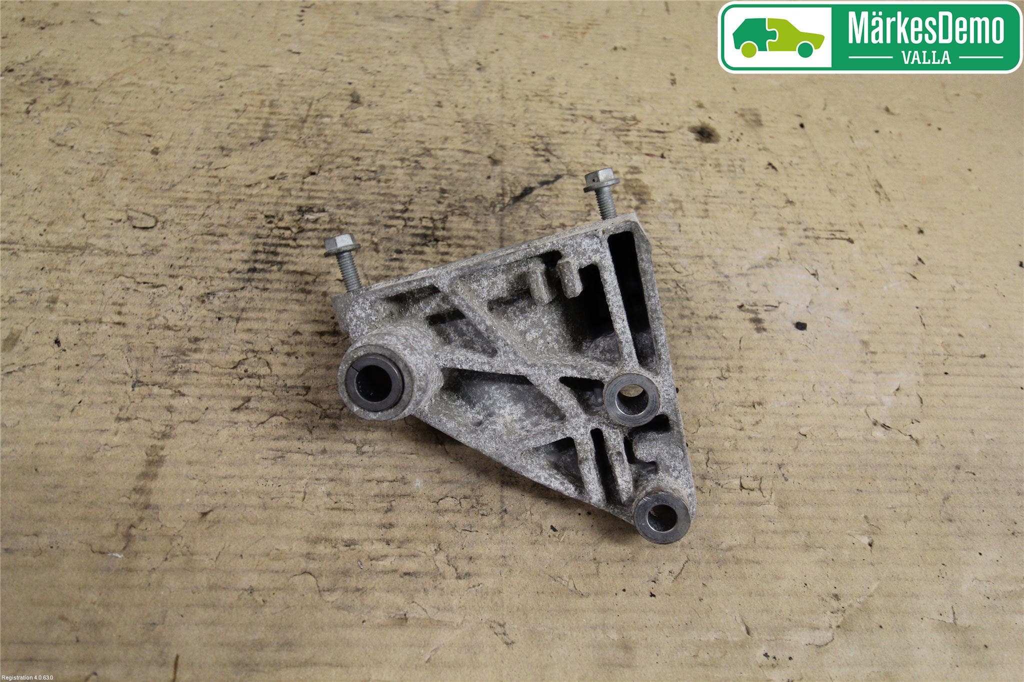 Mercedes-Benz MB A-KLASS (W176) 13-18 Mellanaxel Stödlager