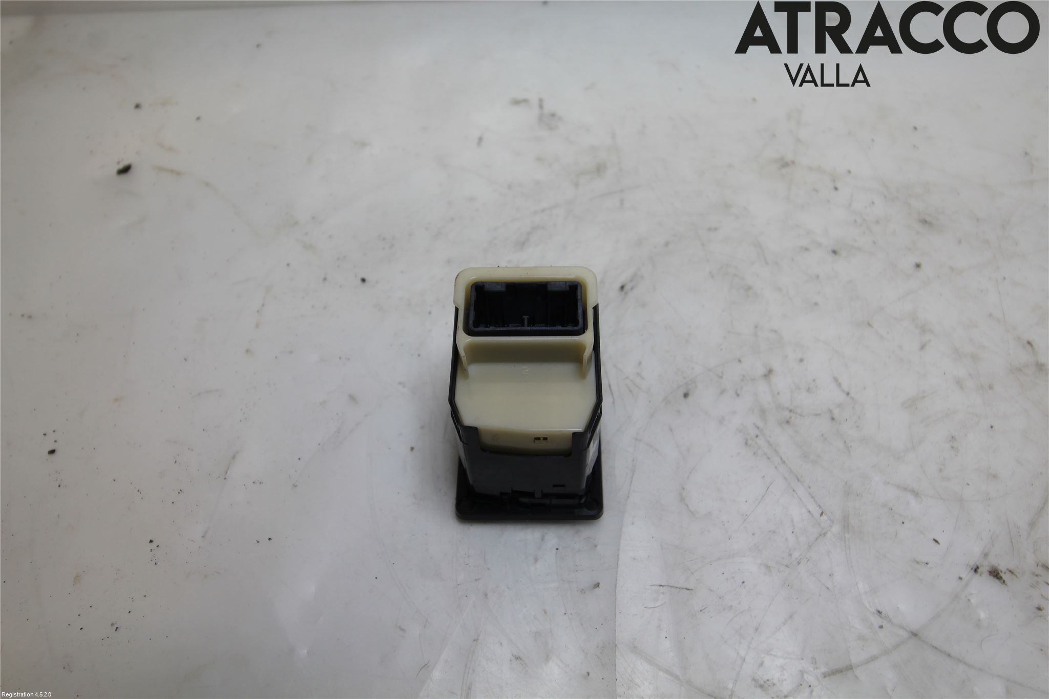 Toyota AURIS 13-19 Strömställare Spegel