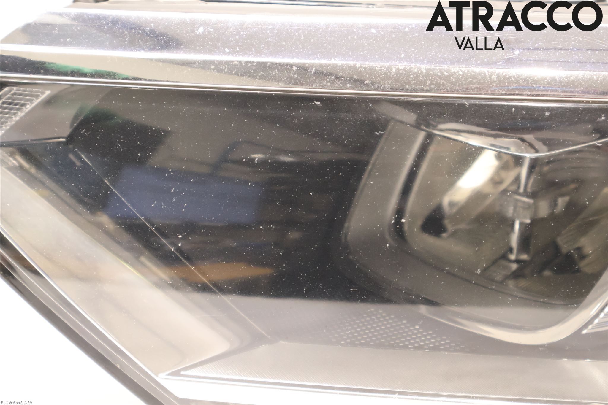 Volkswagen VW PASSAT 15-19 Strålkastare Vänster