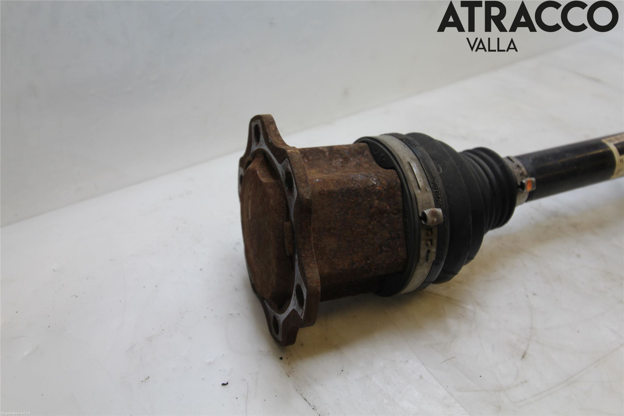 Audi A4/S4 08-11 Drivaxel Fram Vänster