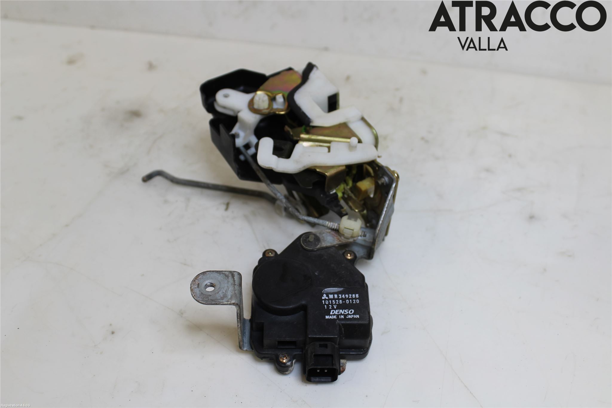 Mitsubishi OUTLANDER 01-07 Låskista-Dörrlås