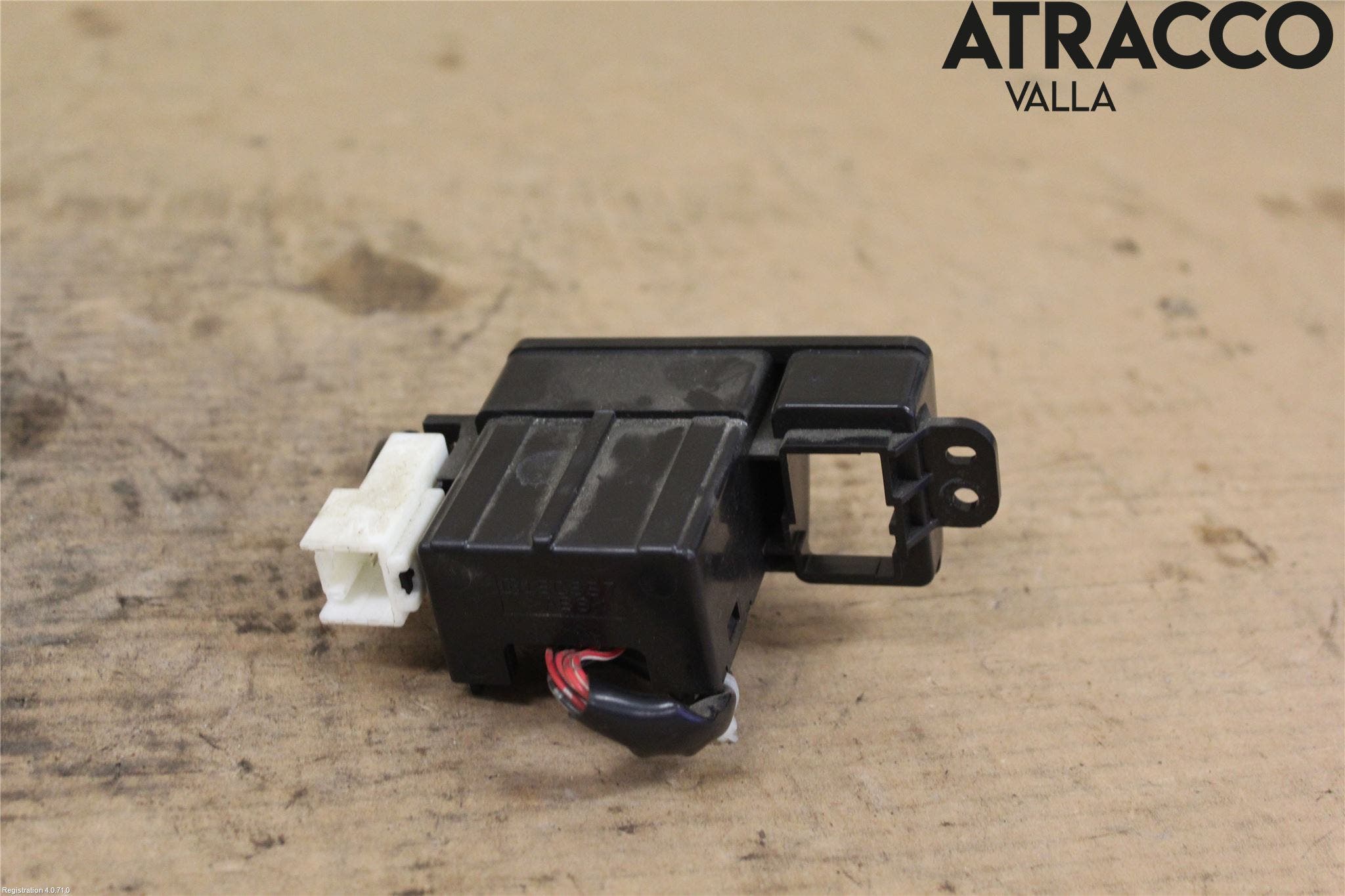 Subaru OUTBACK 10-15 Strömställare Parkeringsbroms