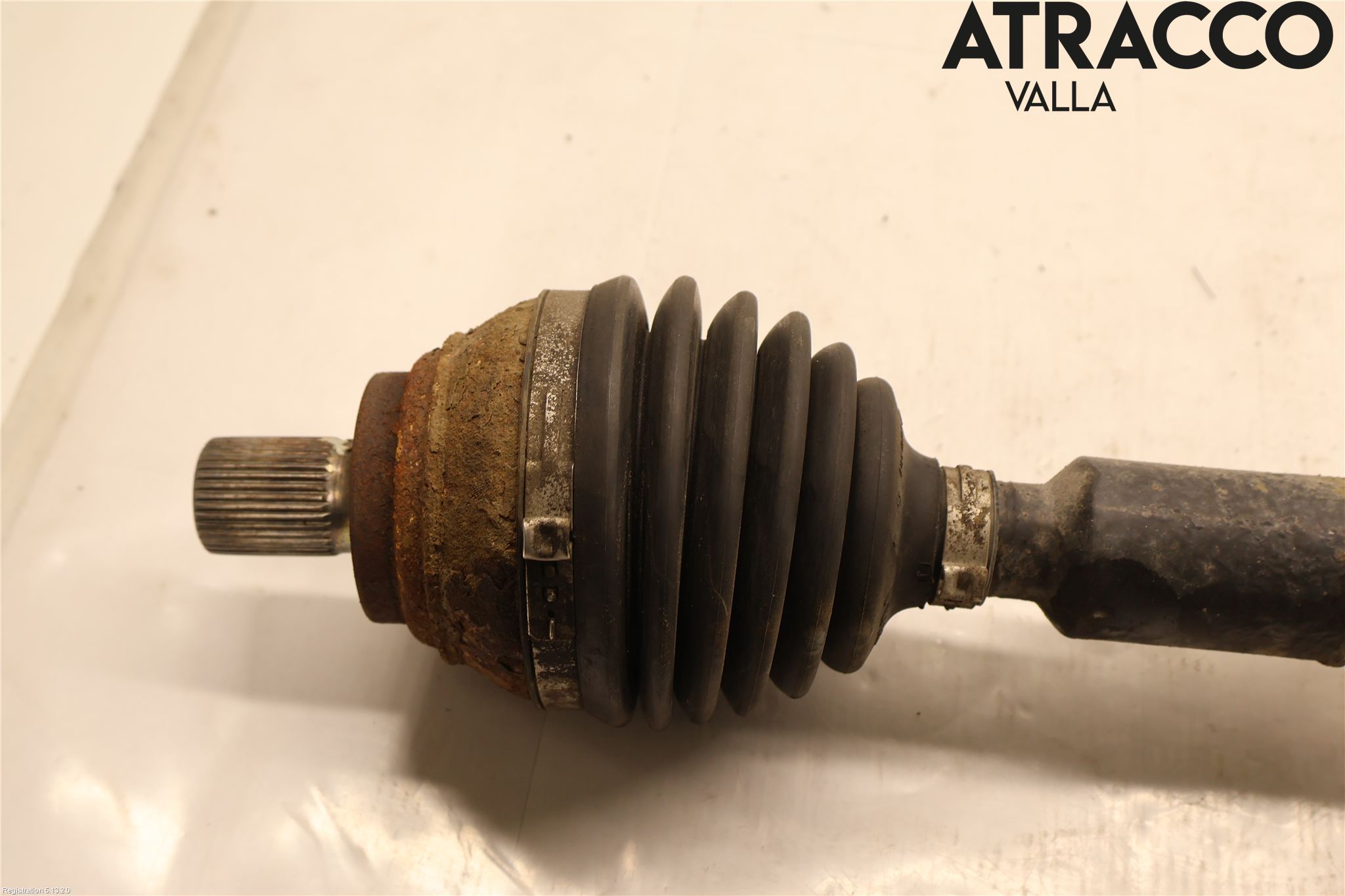 Audi Q2/SQ2 17- Drivaxel Fram Höger
