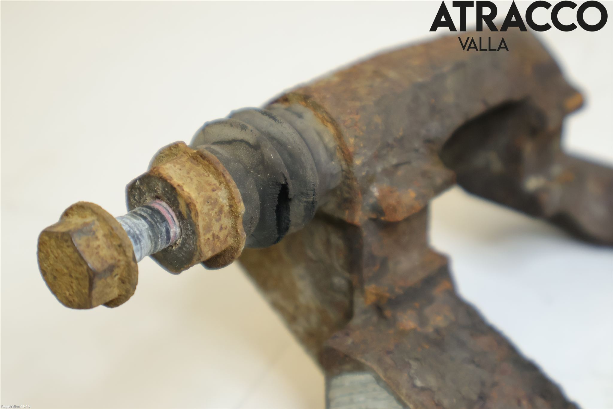 Dodge PICK UP RAM 81- Bromsokshållare