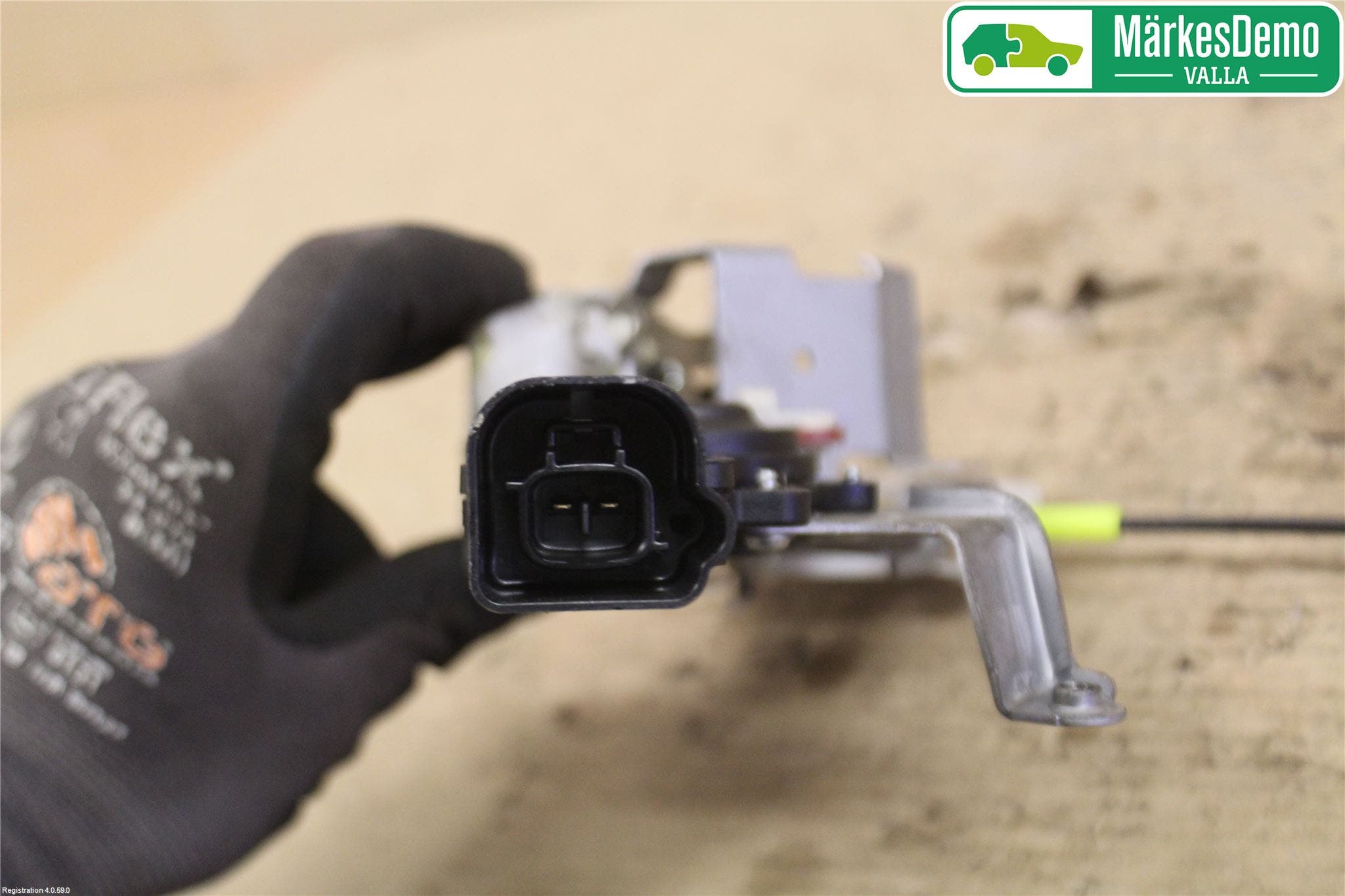 Toyota AYGO 06-14 Låskista-Dörrlås