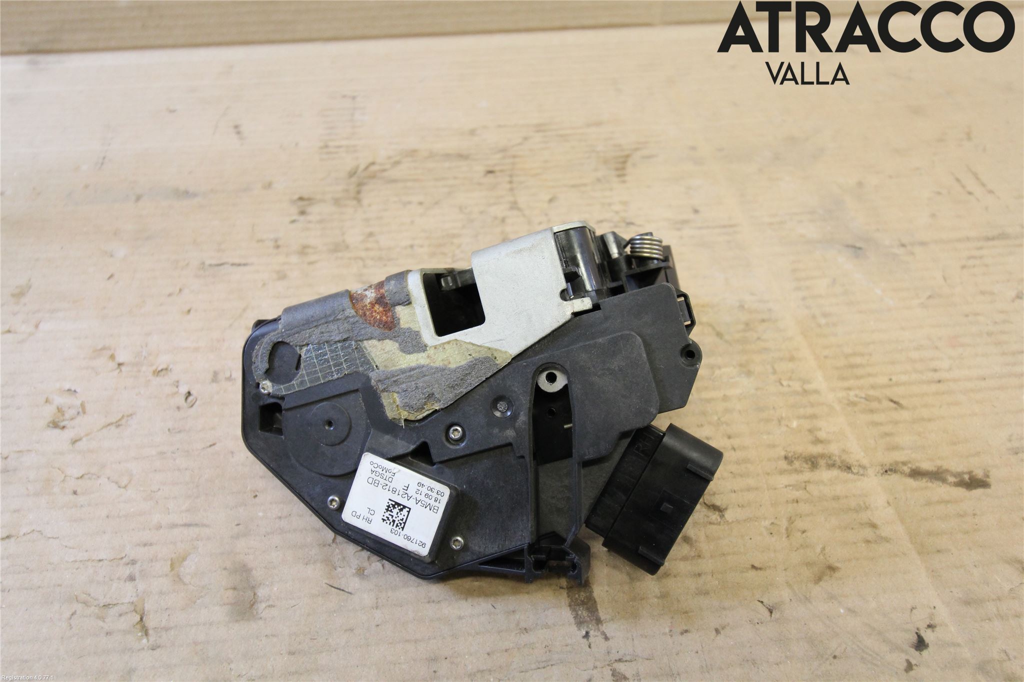 Ford FOCUS 11-14 Låskista-Dörrlås