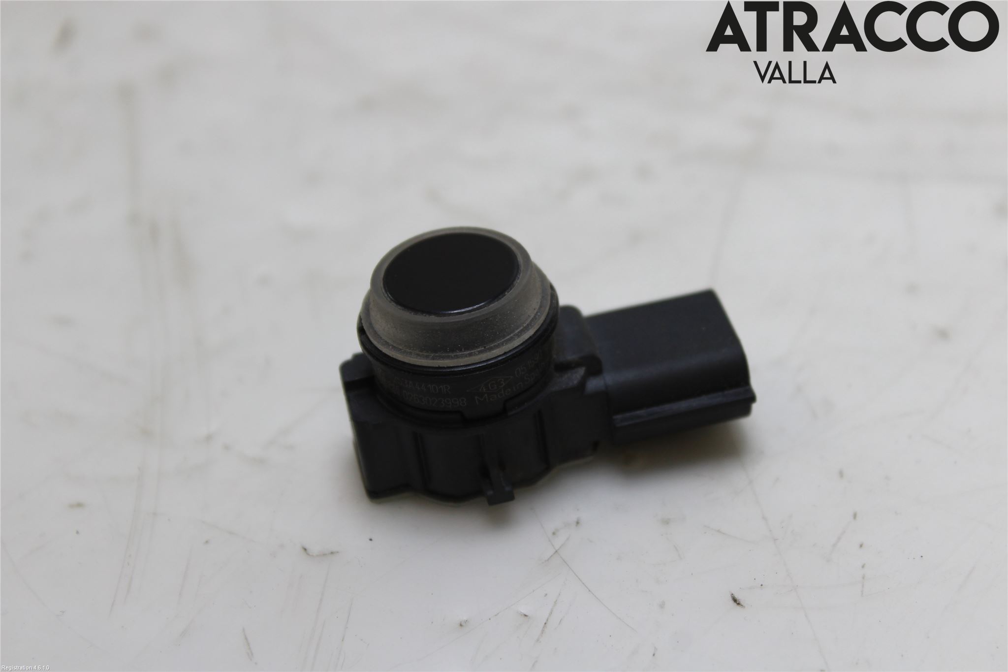 Renault CAPTUR 20-24 Parkeringshjälp Backsensor