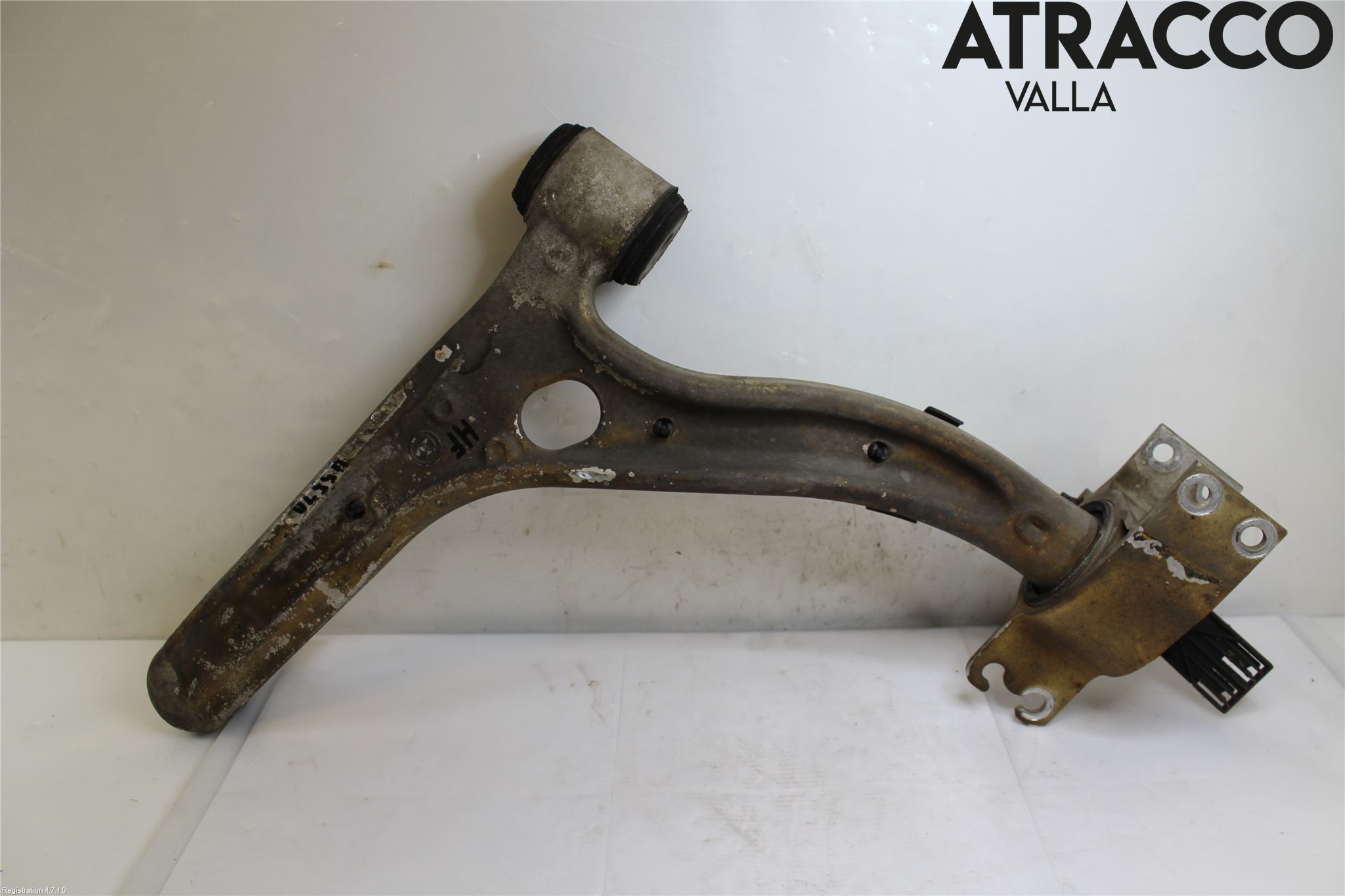 Mercedes-Benz MB GLA-KLASS (X156) 13-20 Bärarm Fram Undre Hö