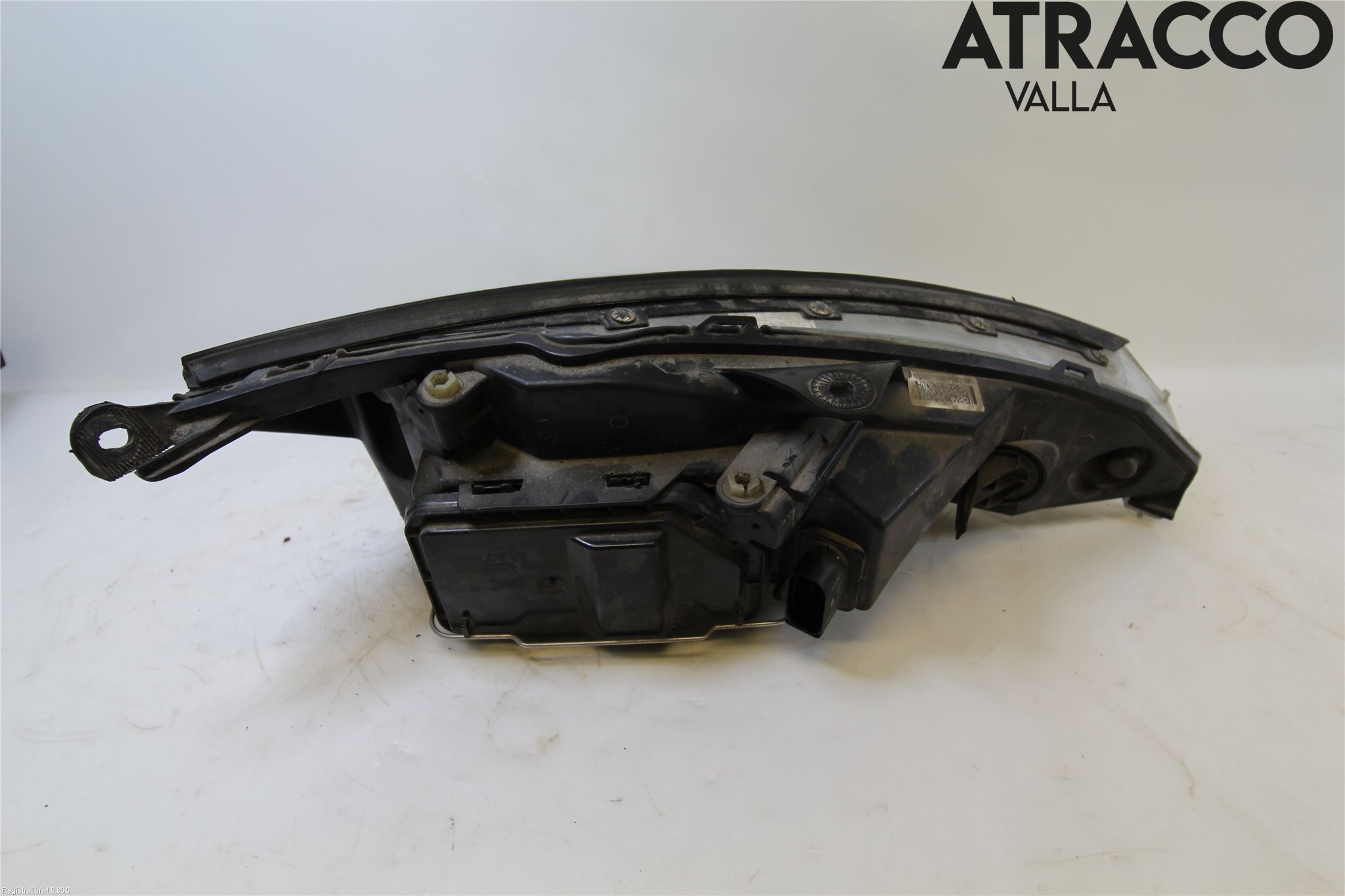 Ford FOCUS     99-04 Strålkastare Vänster