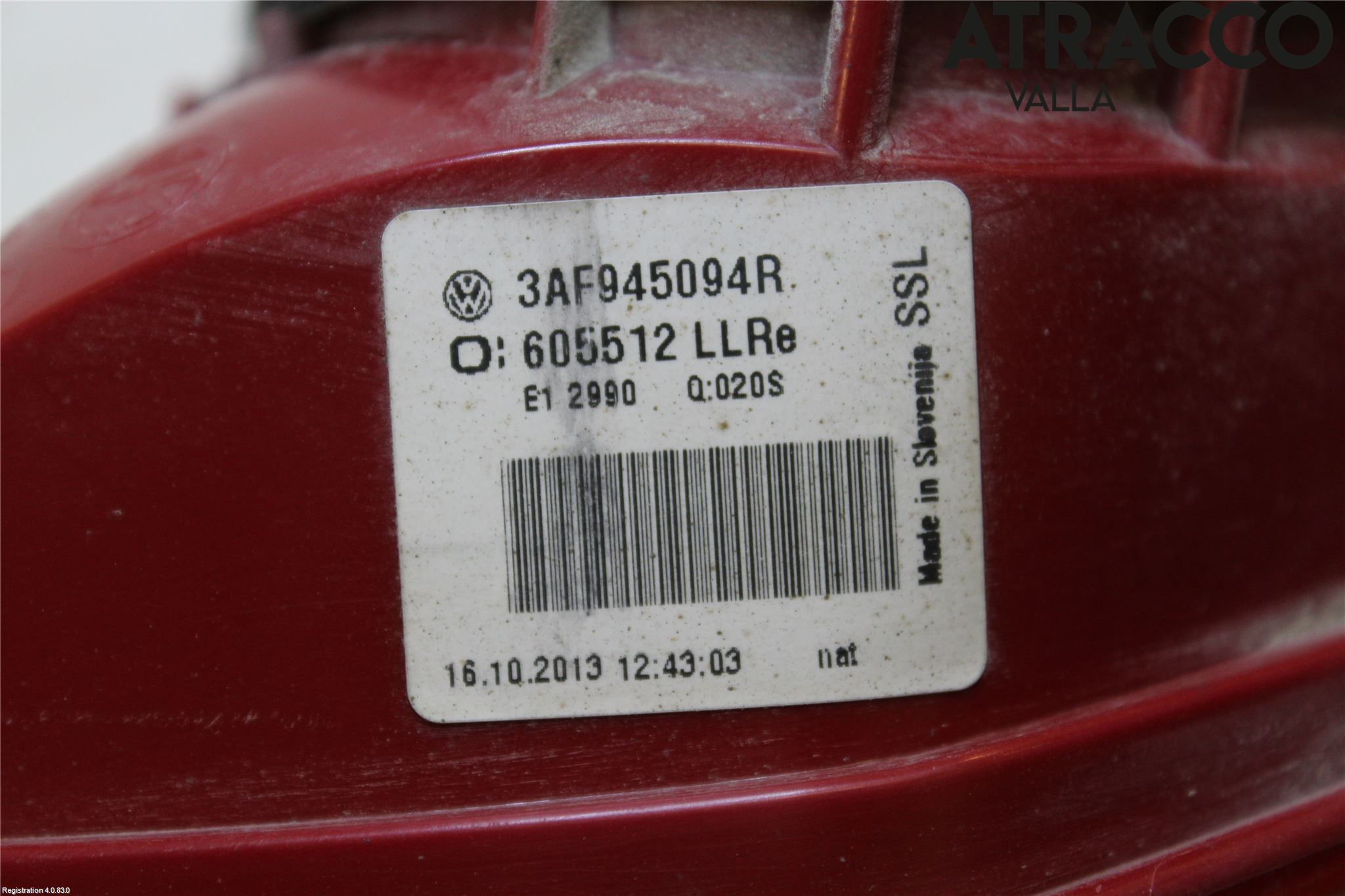 Volkswagen VW PASSAT 11-14 Bakljus Lucka Hö