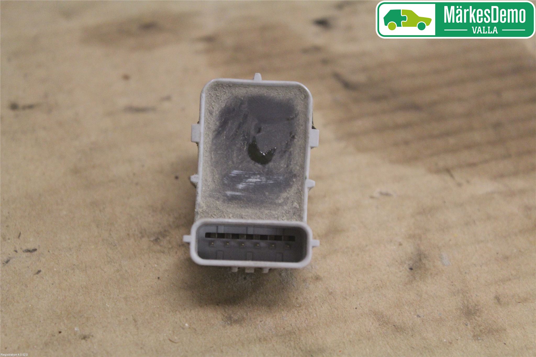 Hyundai VELOSTER 12-17 Parkeringshjälp Backsensor