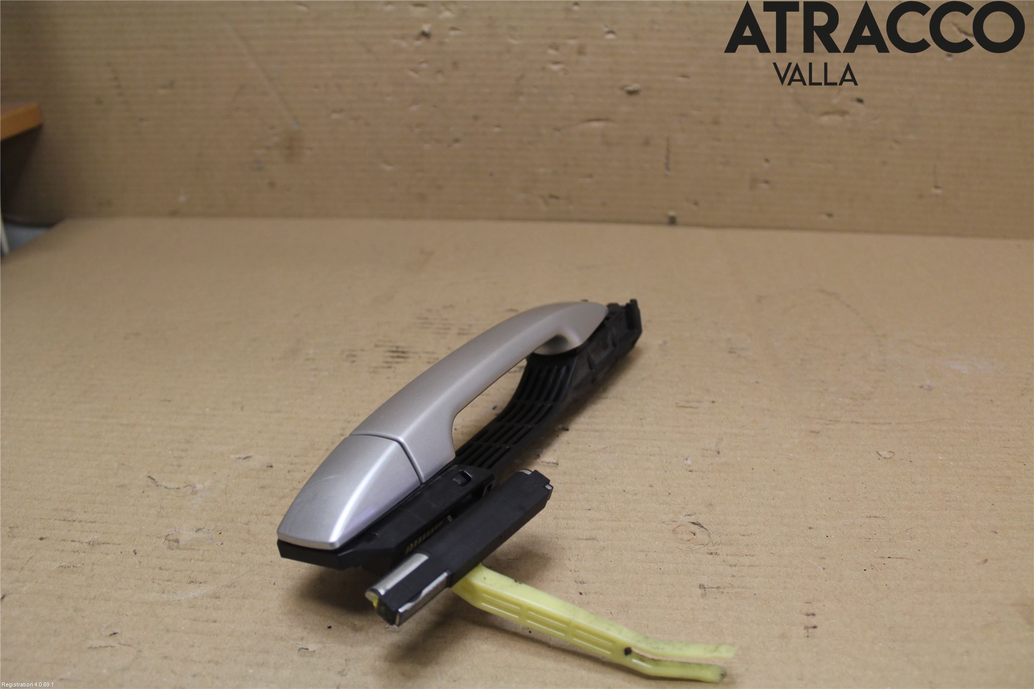 Subaru FORESTER SH  08-13 Dörrhandtag Yttre Vä