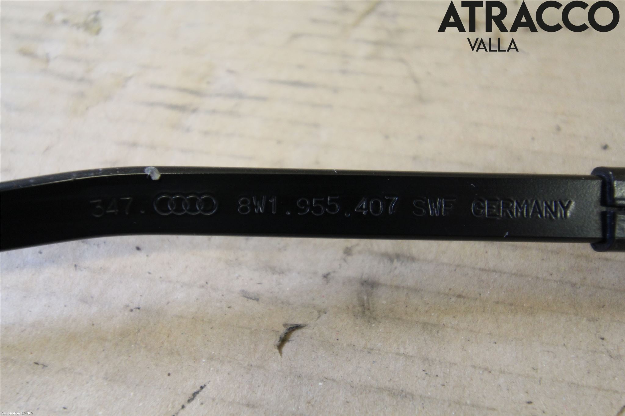Audi A4/S4 B9 16-19 Torkararm Armar Vindruta