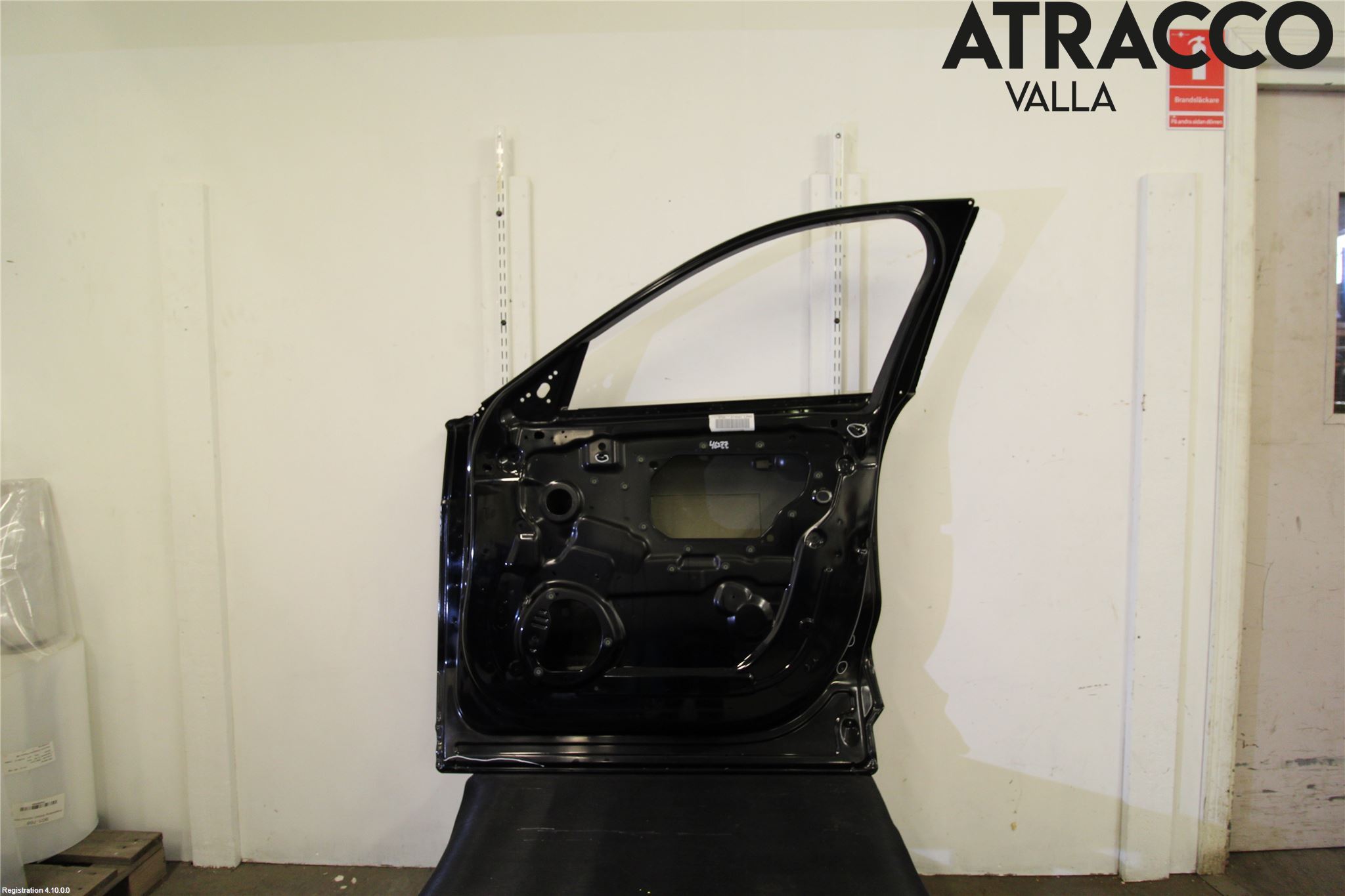 Jaguar F-PACE Dörr Fram Höger