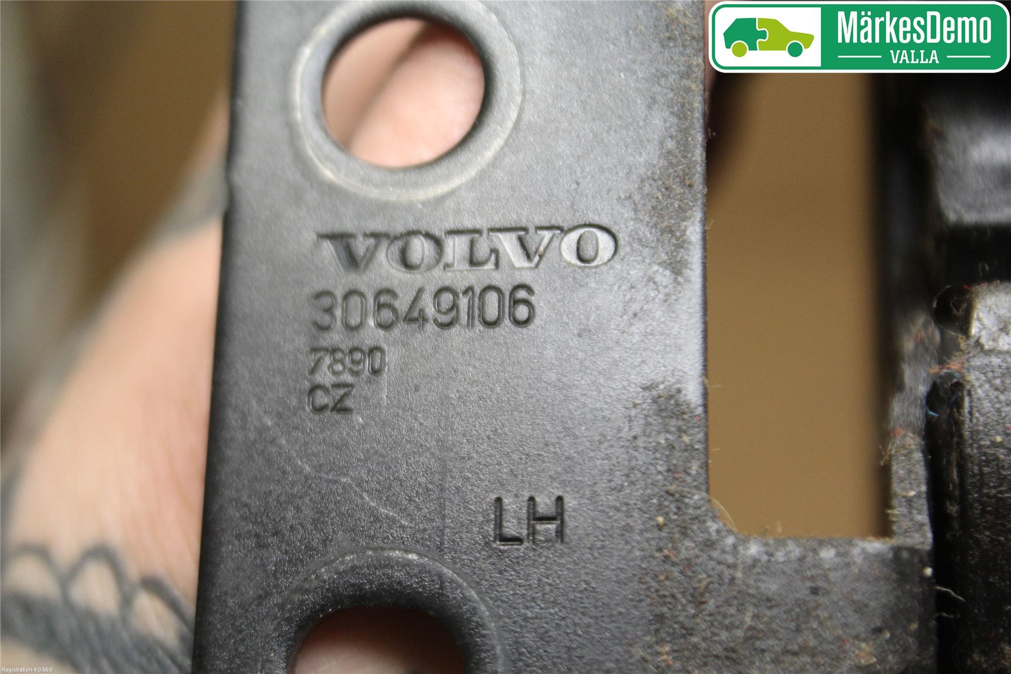 Volvo XC90 03-06 Låskista Baklucka