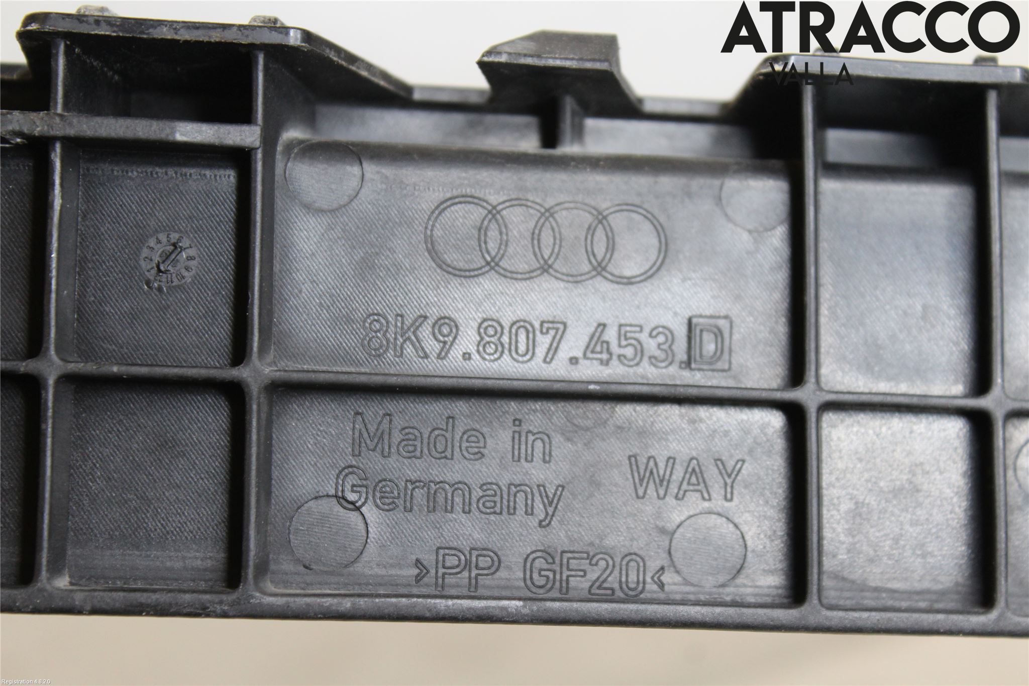 Audi A4 12-15 Stötfångarfäste Bak Vä