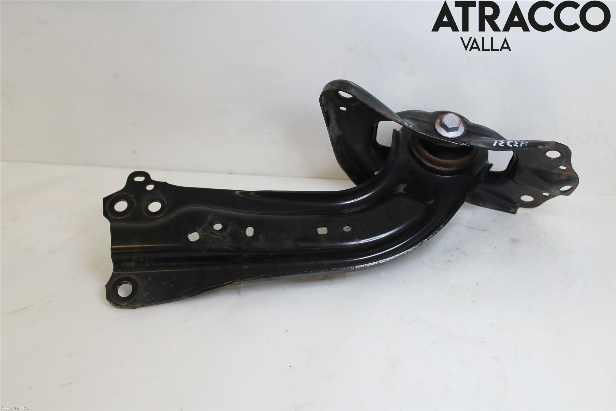 Toyota C-HR 16-23 Bärarm Bak Vänster