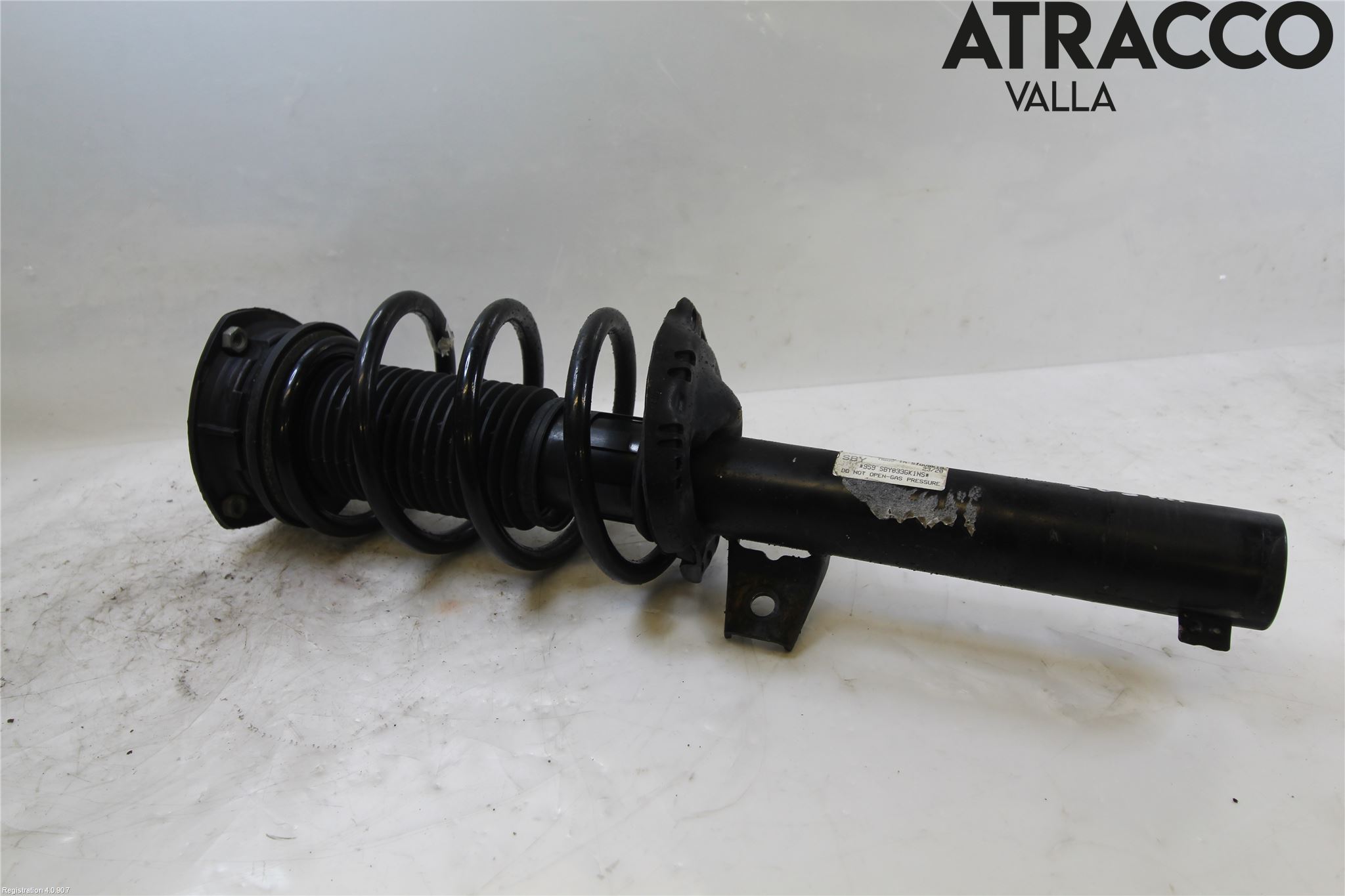 Volkswagen VW PASSAT 15-19 Fjäderben Fram Höger