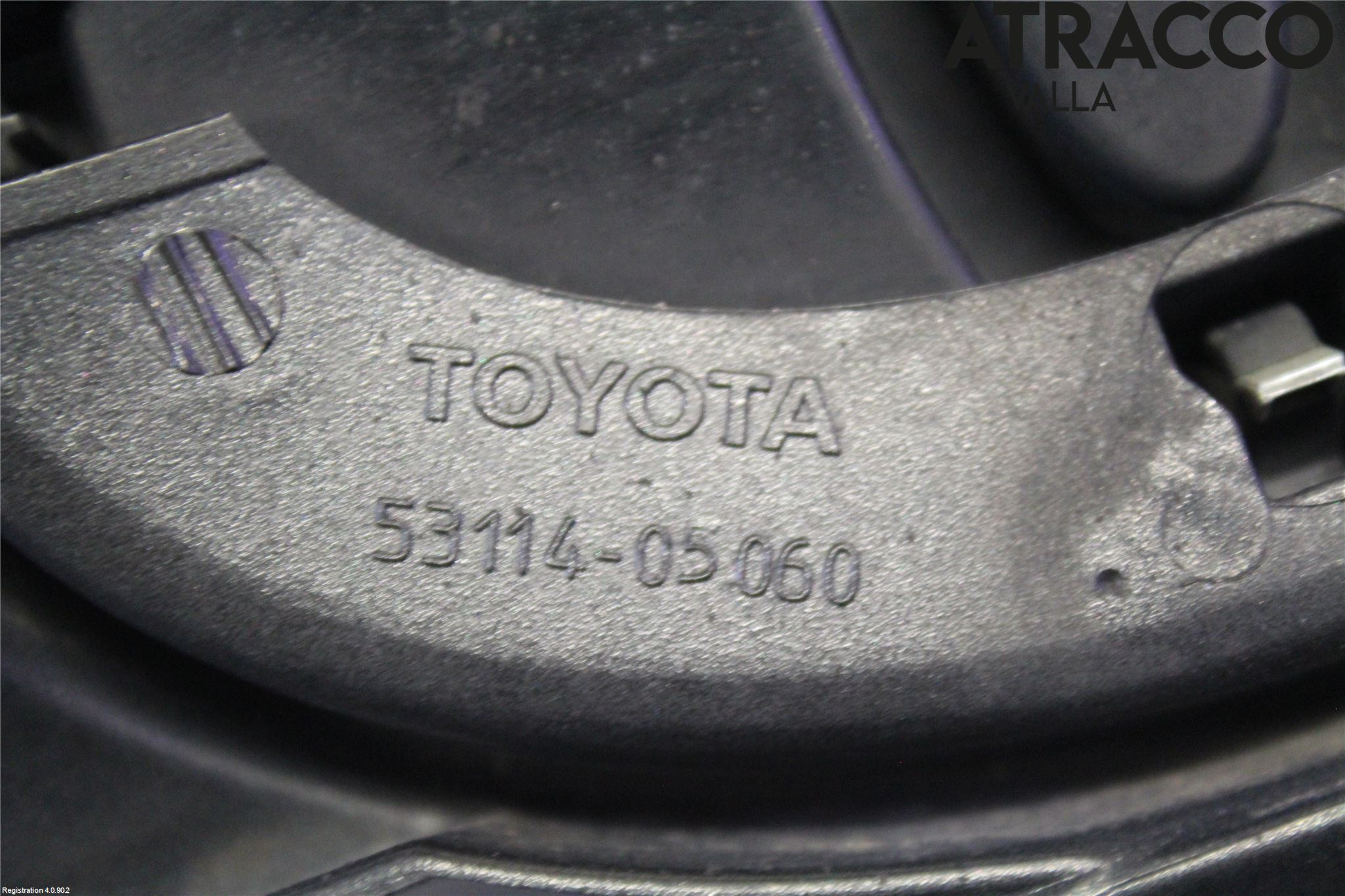 Toyota AVENSIS 03-06 Grill Komp