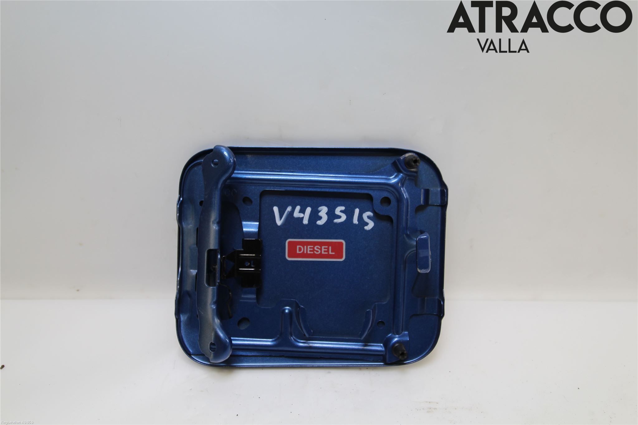 Nissan X-TRAIL 14-21 Tanklucka