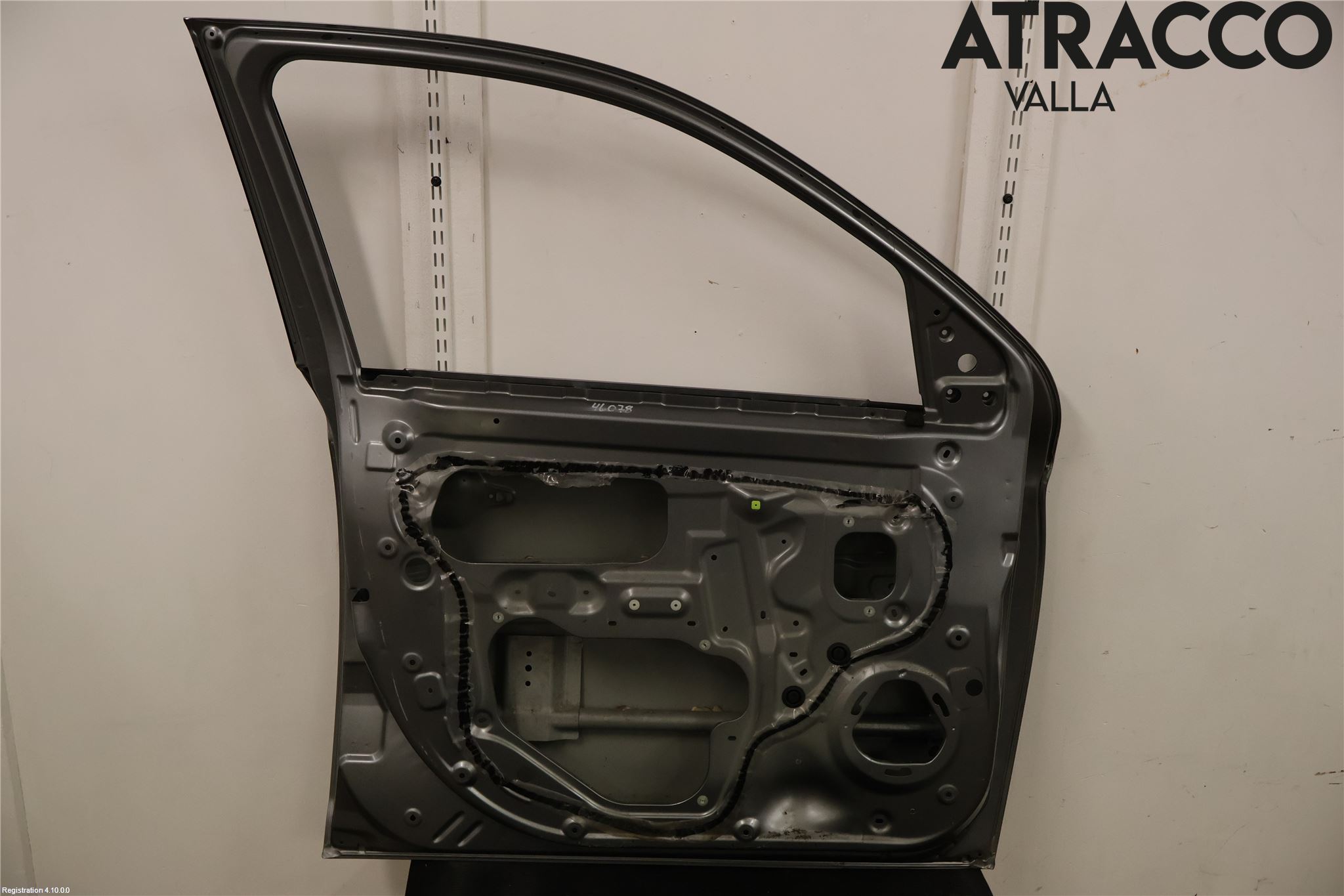 Mitsubishi OUTLANDER 13-21 Dörr Fram Vänster