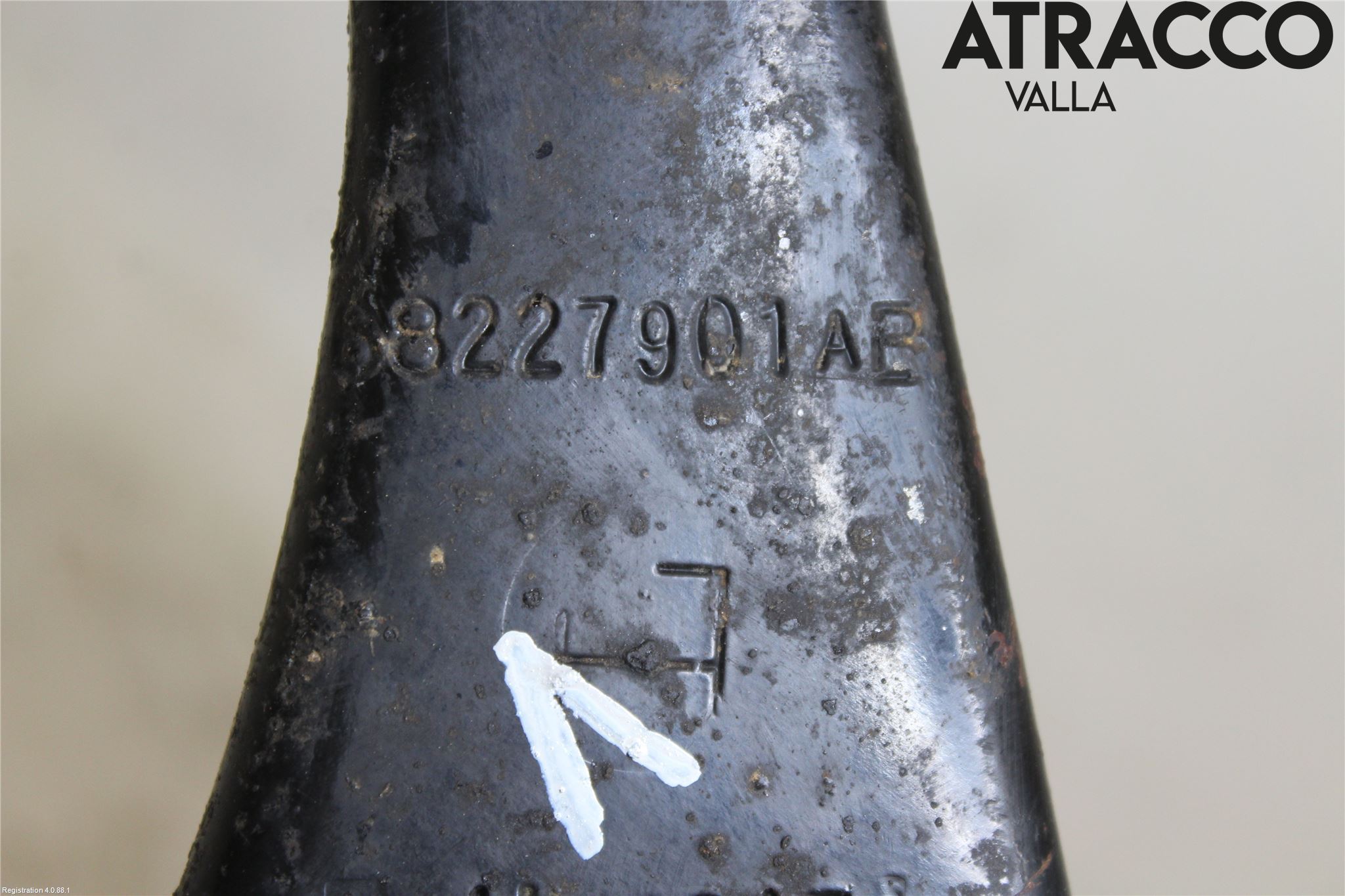 Dodge PICK UP RAM 81- Bärarm Fram Övre Vä