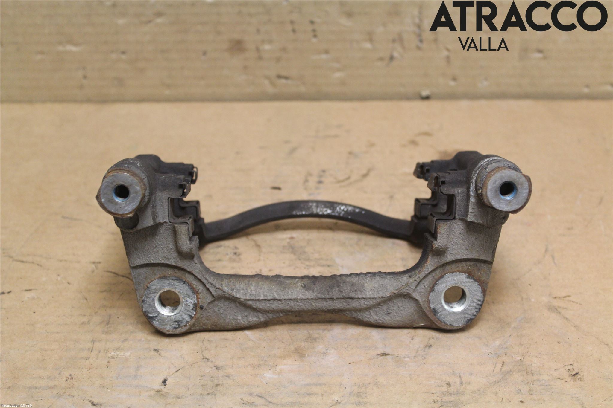 Toyota AURIS 13-19 Bromsokshållare