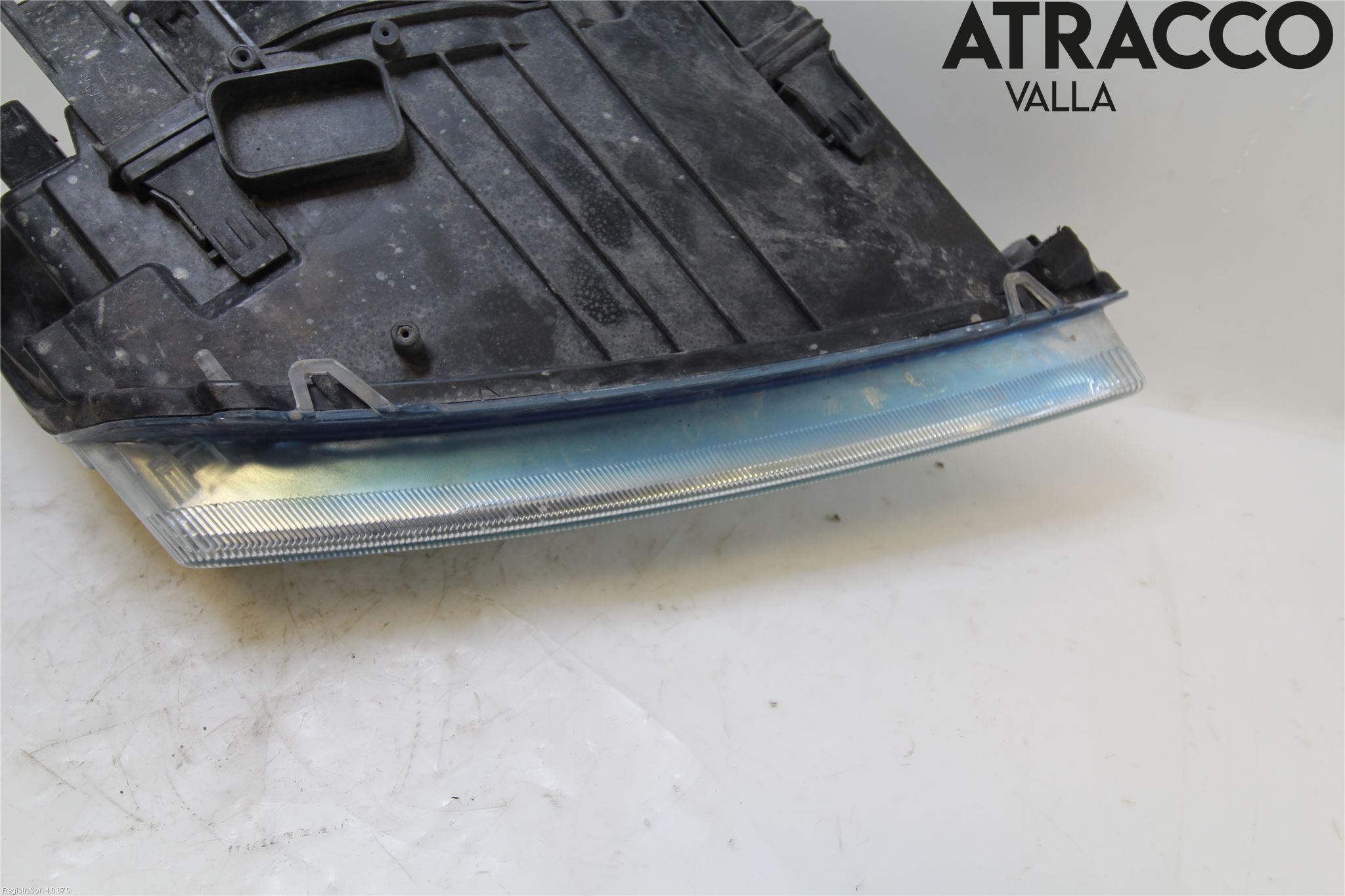 Ford FOCUS     04-07 Strålkastare Vänster