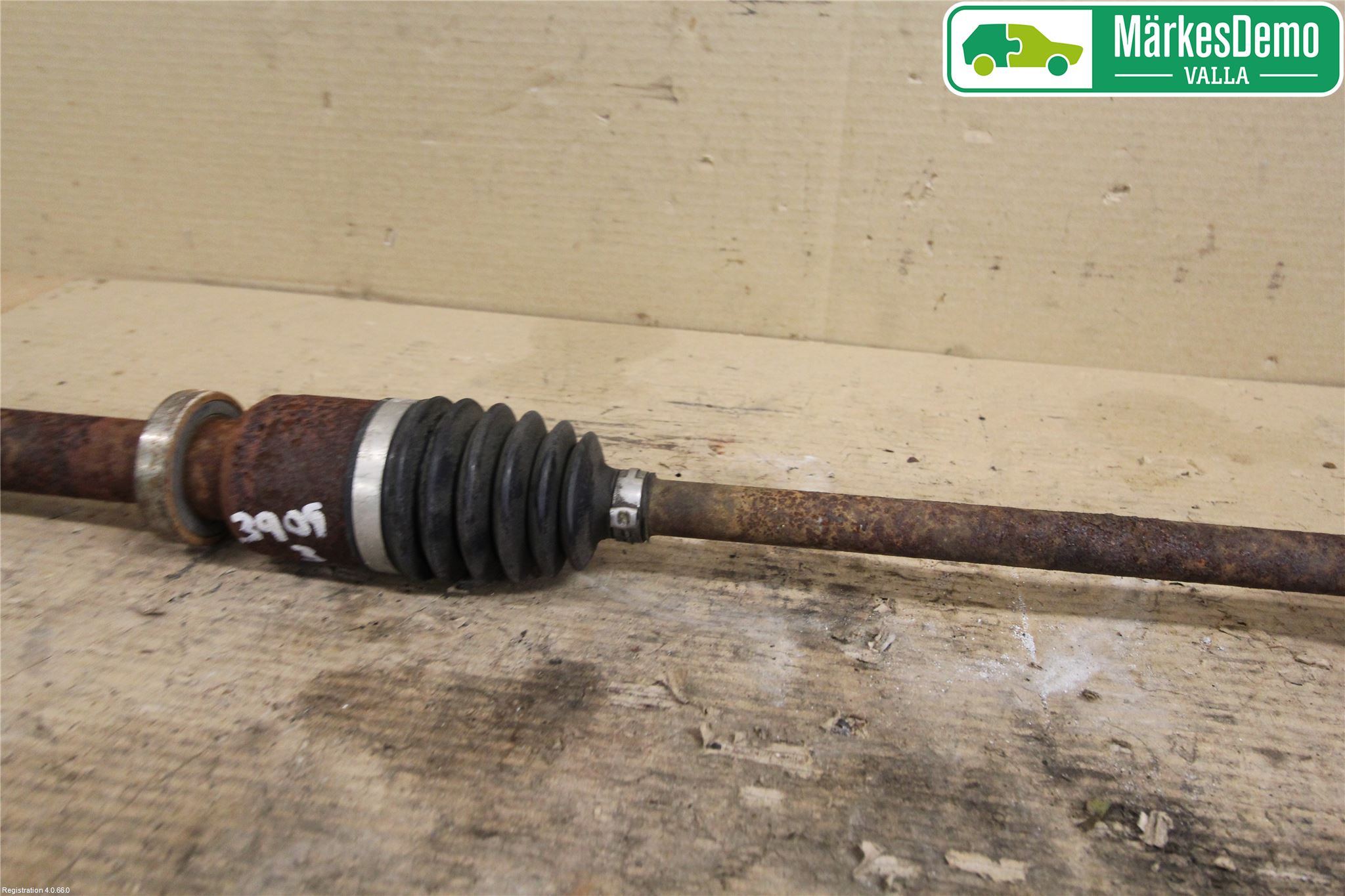 Renault CLIO III  09-12 Drivaxel Fram Höger