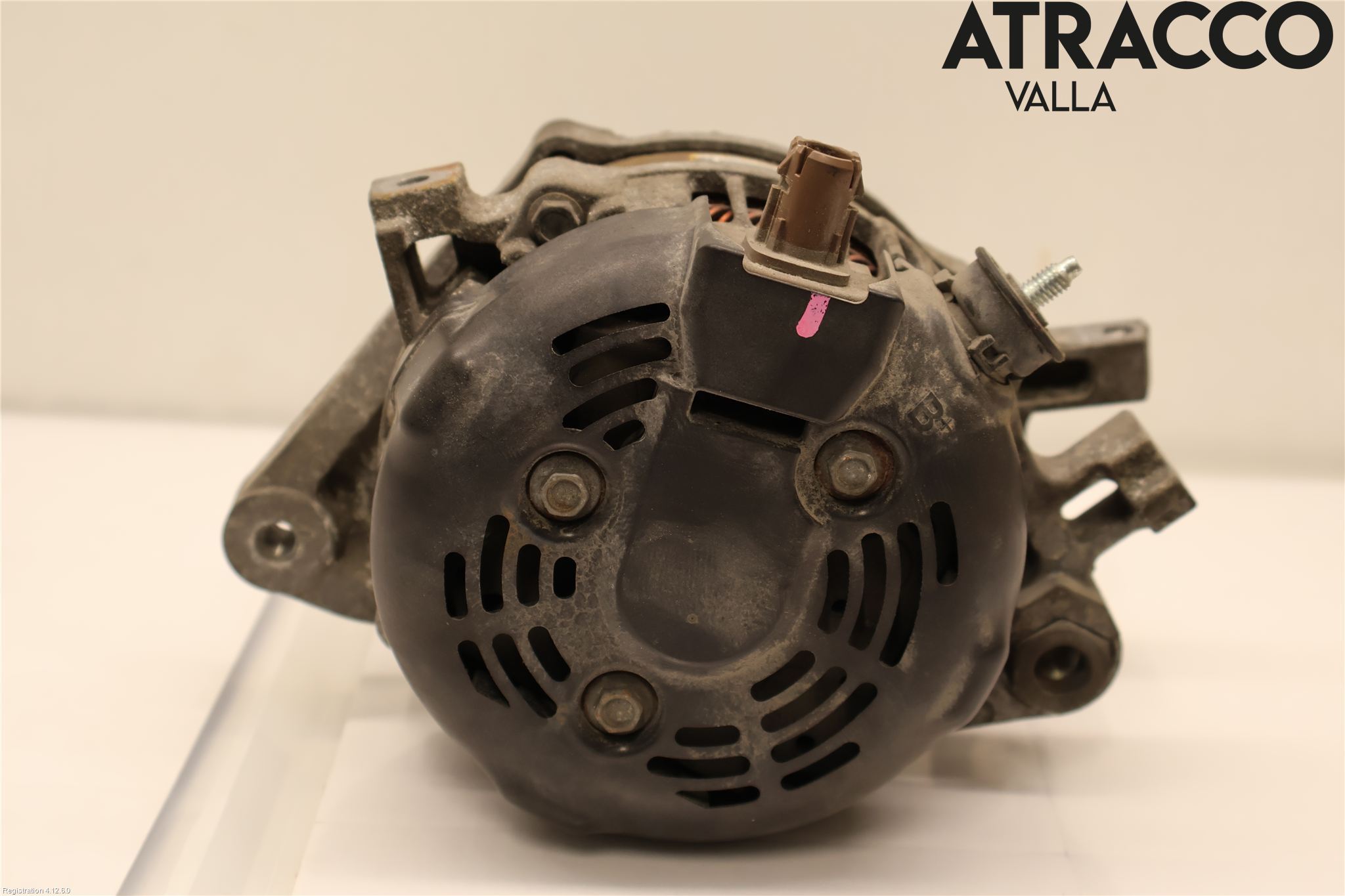 Toyota YARIS XP130 12-14 Generator